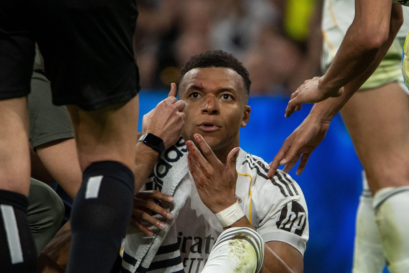 Imagine Stire Real Madrid ar putea încasa o adevărată lovitură pentru ”El Clasico”: Kylian Mbappe | 2review.ro