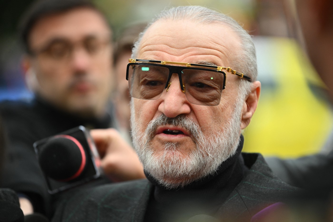 Imagine Stire Grecii au aflat ce a spus Gigi Becali despre Răzvan Lucescu la înmormântarea lui ”Il Luce” și au reacționat | 2review.ro