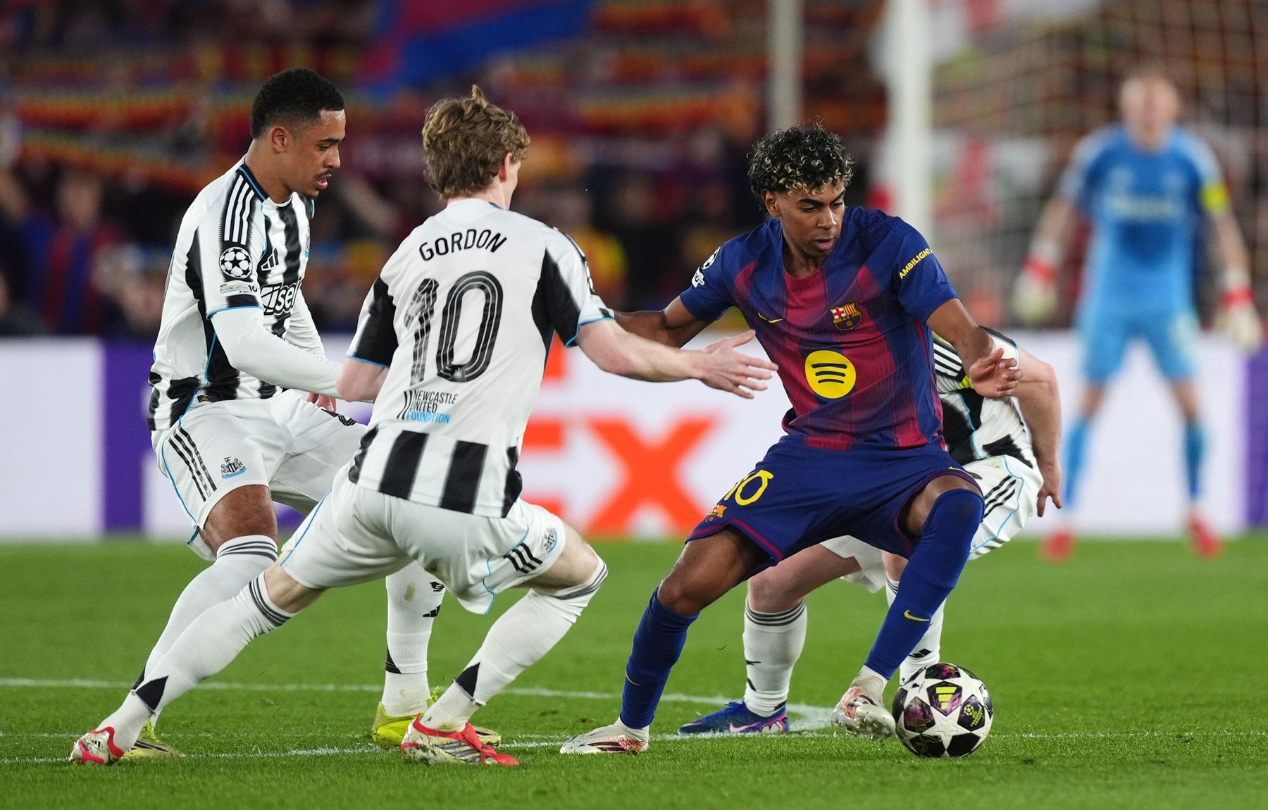 Imagine Stire Bayern Munchen, gata să plătească o sumă record pentru a-i face concurență lui Luis Diaz | 2review.ro