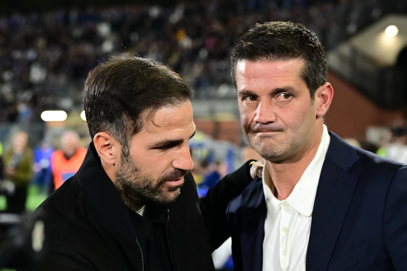 Imagine Stire Camerele au surprins totul! Cristi Chivu a răbufnit, iar Cesc Fabregas i-a dat replica: ”Gata, Cristian, gata” | 2review.ro