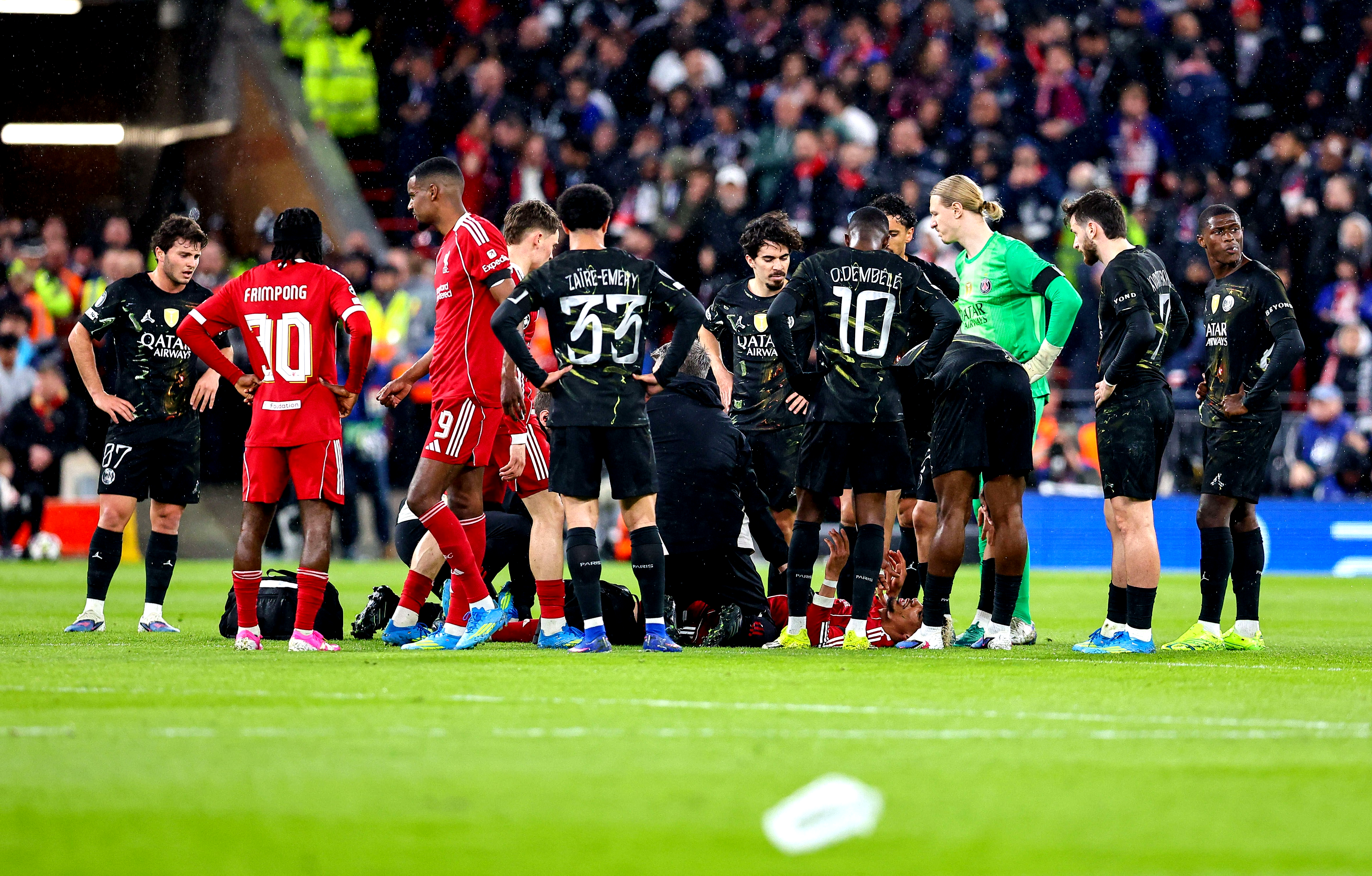 Adio, Cupa Mondială: E OUT cel puțin 9 luni, după accidentarea din sferturile UEFA Champions League!