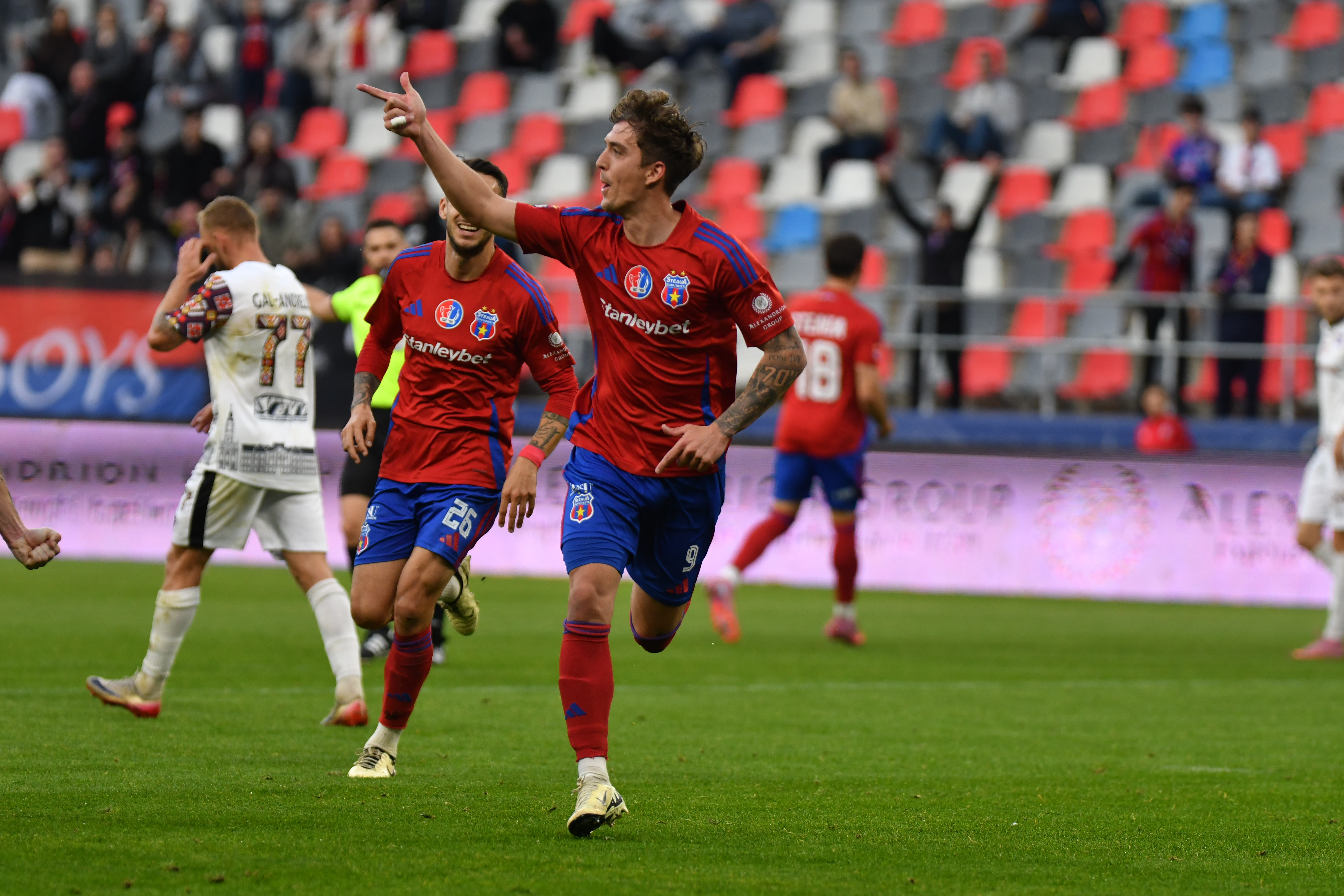 Steaua - FC Bihor 3-1. ”Militarii” au întors scorul și au obținut a doua victorie în play-off!