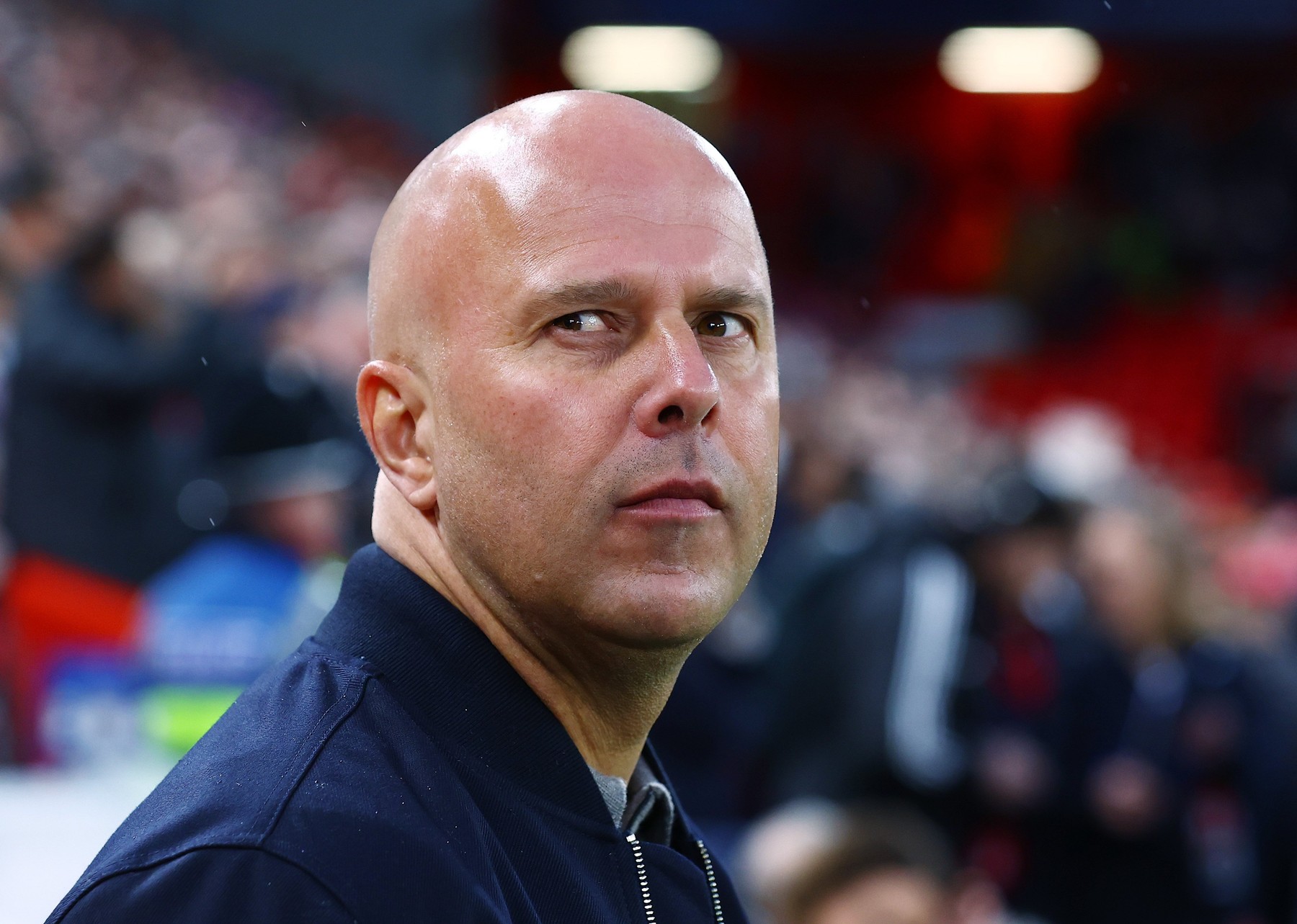 Imagine Stire Lovitură de teatru: șefii lui Liverpool i-au decis soarta lui Arne Slot, a doua zi după eliminarea din Champions League | 2review.ro