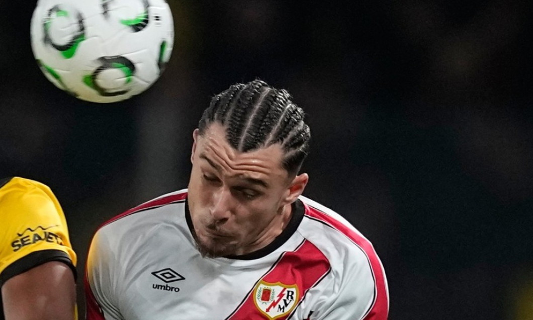 andrei-ratiu-rayo-vallecano