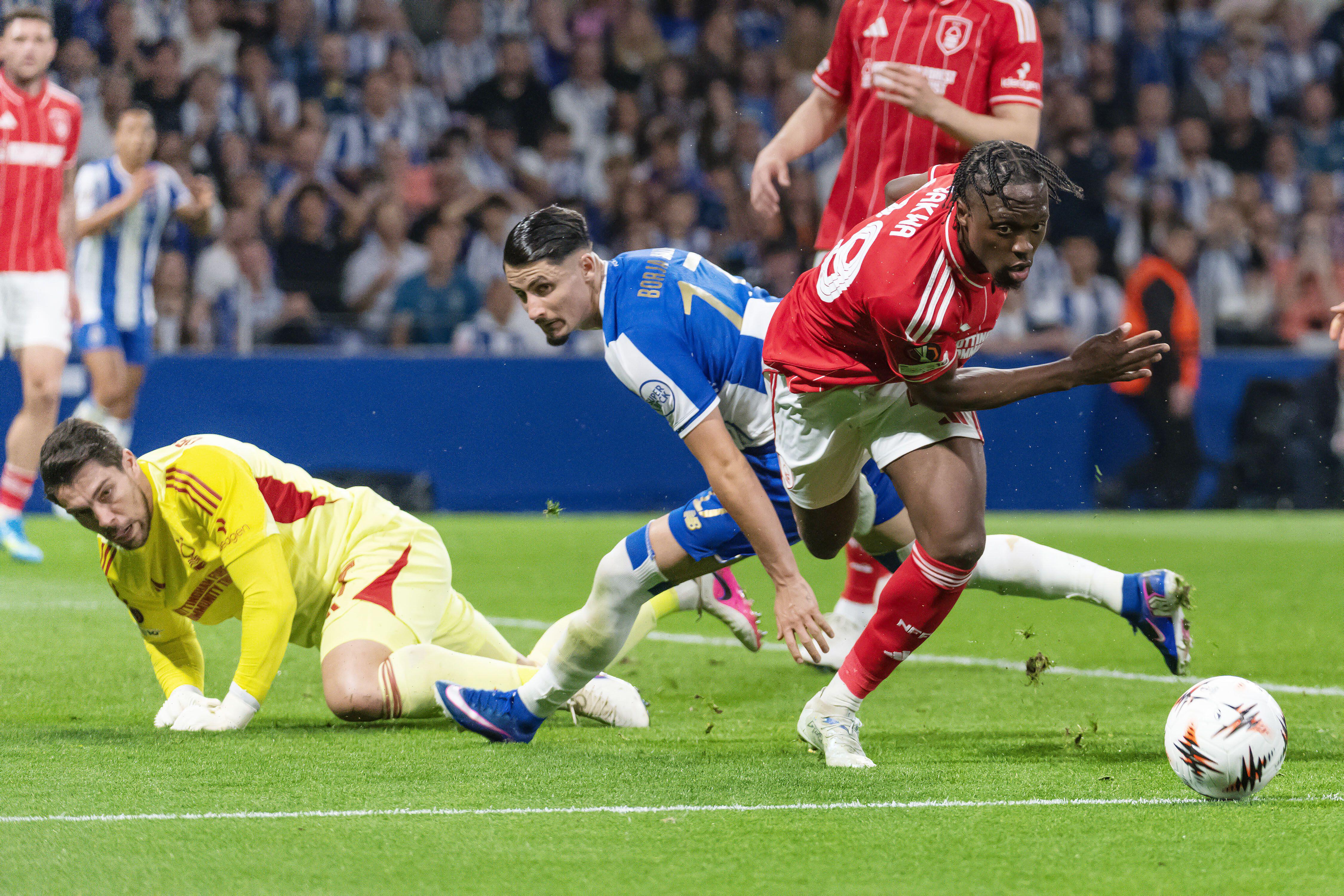 Nottingham Forest - Porto 1-0. "Pădurarii" s-au calificat în semifinalele UEFA Europa League