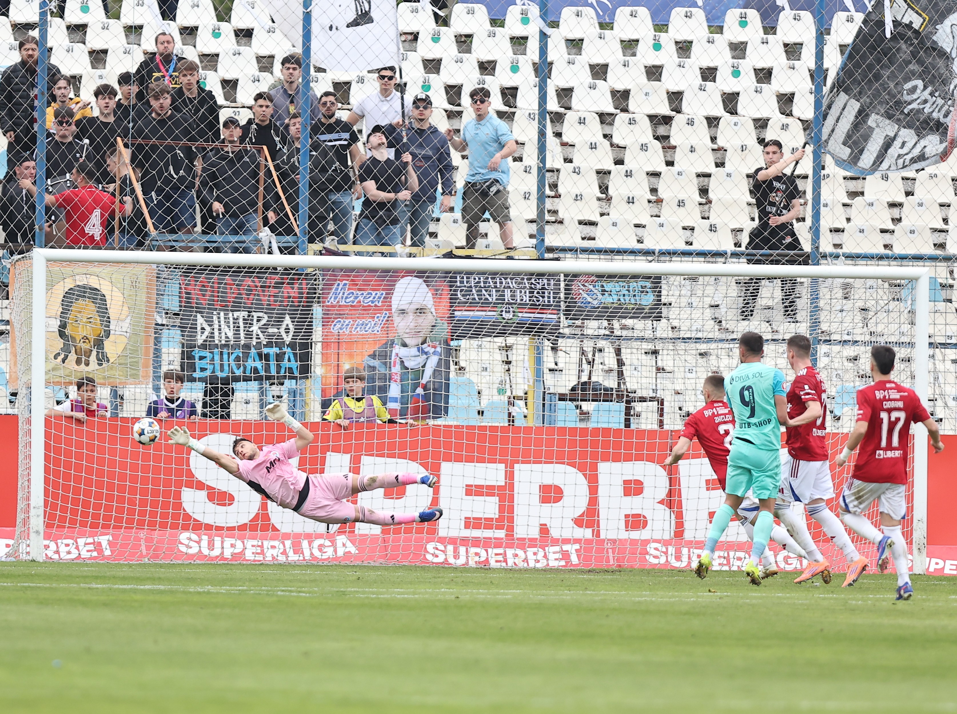 Imagine Stire Cosmin Dur-Bozoancă a confirmat vestea, imediat după Oțelul - UTA: ”Când nu ai nici rezultate, nici bani, te apasă” | 2review.ro