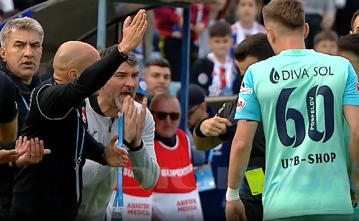 Imagine Stire Scandal la Oțelul - UTA: Adrian Mihalcea și-a scos legitimația! Arădenii și-au pus mâinile în cap | 2review.ro