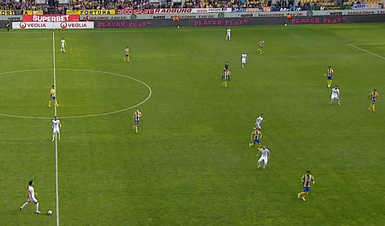 Imagine Stire Petrolul - Hermannstadt 0-0, ACUM, DGS 1. Ocazii mari pentru ”Lupii Galbeni”! | 2review.ro