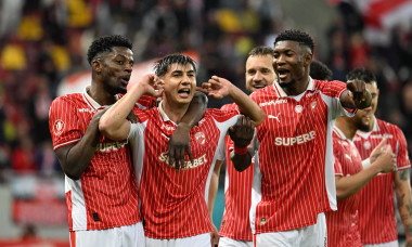 FOTBAL:DINAMO BUCURESTI-UNIVERSITATEA CLUJ, PLAY OFF SUPERLIGA SUPERBET (18.04.2026)