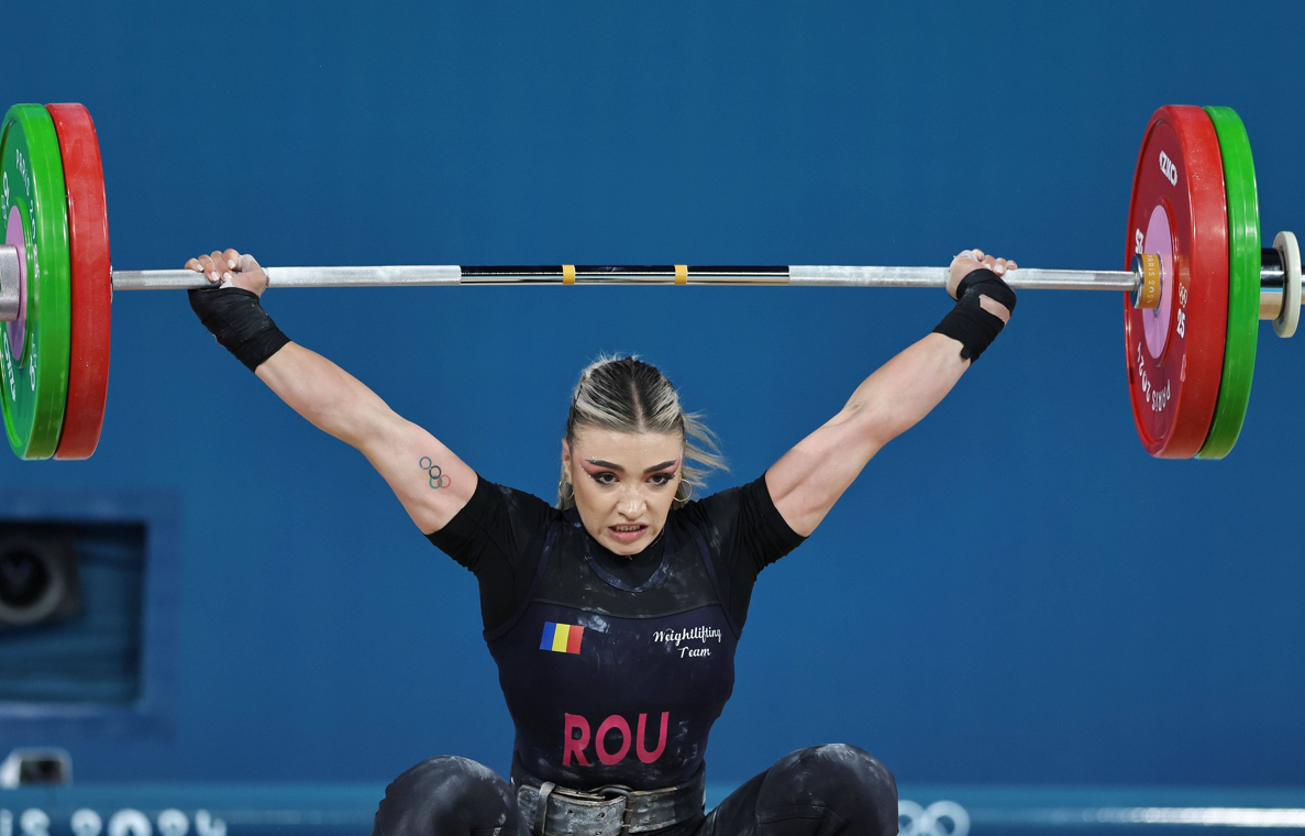 Imagine Stire Suma câștigată de Mihaela Cambei, după ce a luat aurul la Europenele de haltere | 2review.ro