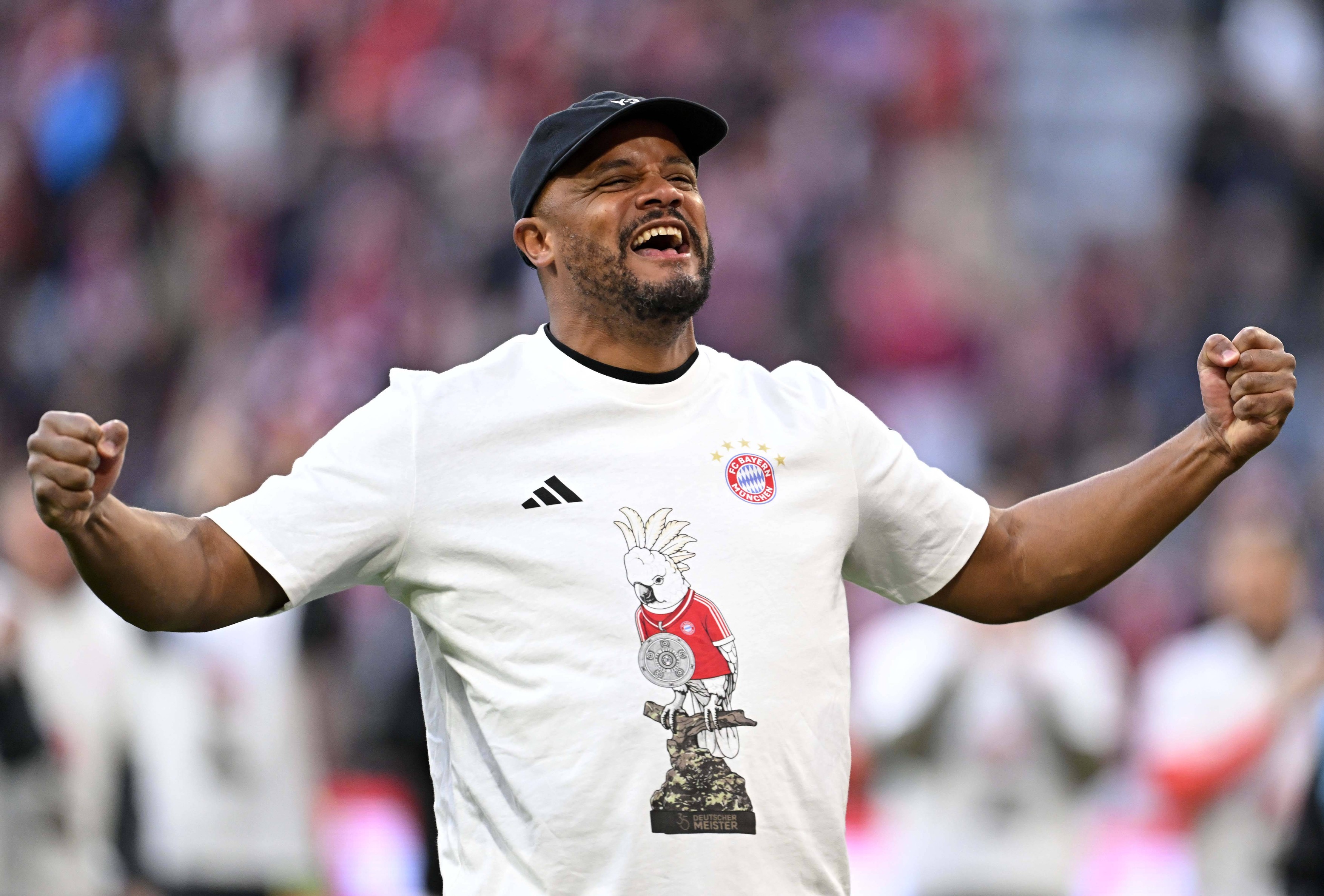 Vincent Kompany vânează ”tripla”, după ce a luat titlul cu Bayern: ”Nu s-a terminat!”