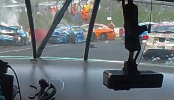 Accident grav: un mort și 6 răniți. VIDEO Singurele imagini din momentul tragediei