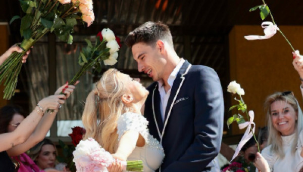 Decizia luată de Andreea Bălan, înaintea nunții cu Victor Cornea