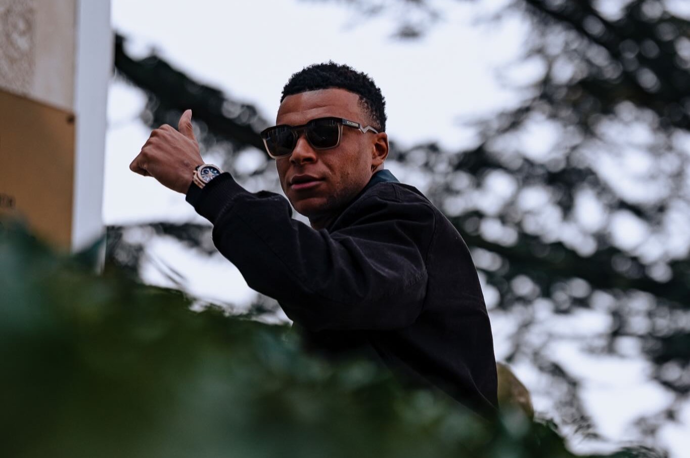 Imagine Stire ”Mbappe a înnebunit internetul!”. Gestul făcut de starul lui Real Madrid în legătură cu Jose Mourinho | 2review.ro