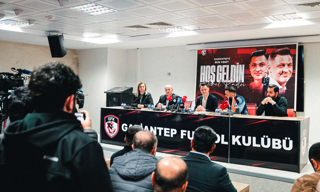 Imagine Stire Turcii anunță: ”moment fără precedent” la prezentarea lui Mirel Rădoi | 2review.ro