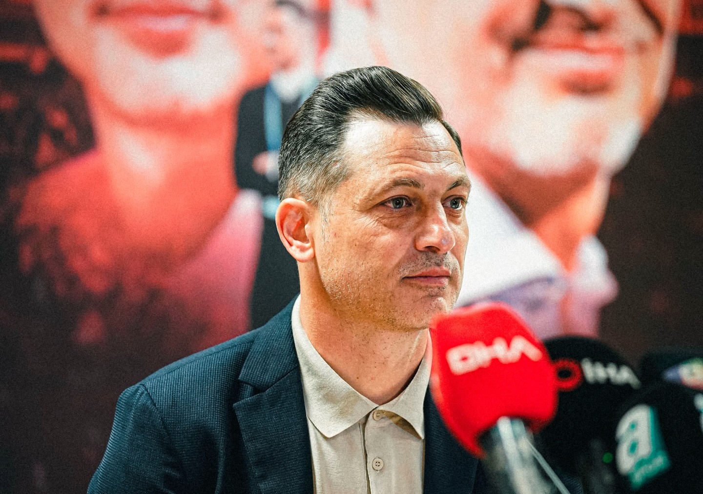 Imagine Stire Mirel Rădoi a rostit numele țării din care a primit oferta de 1.600.000€, după ce a semnat cu Gaziantep | 2review.ro