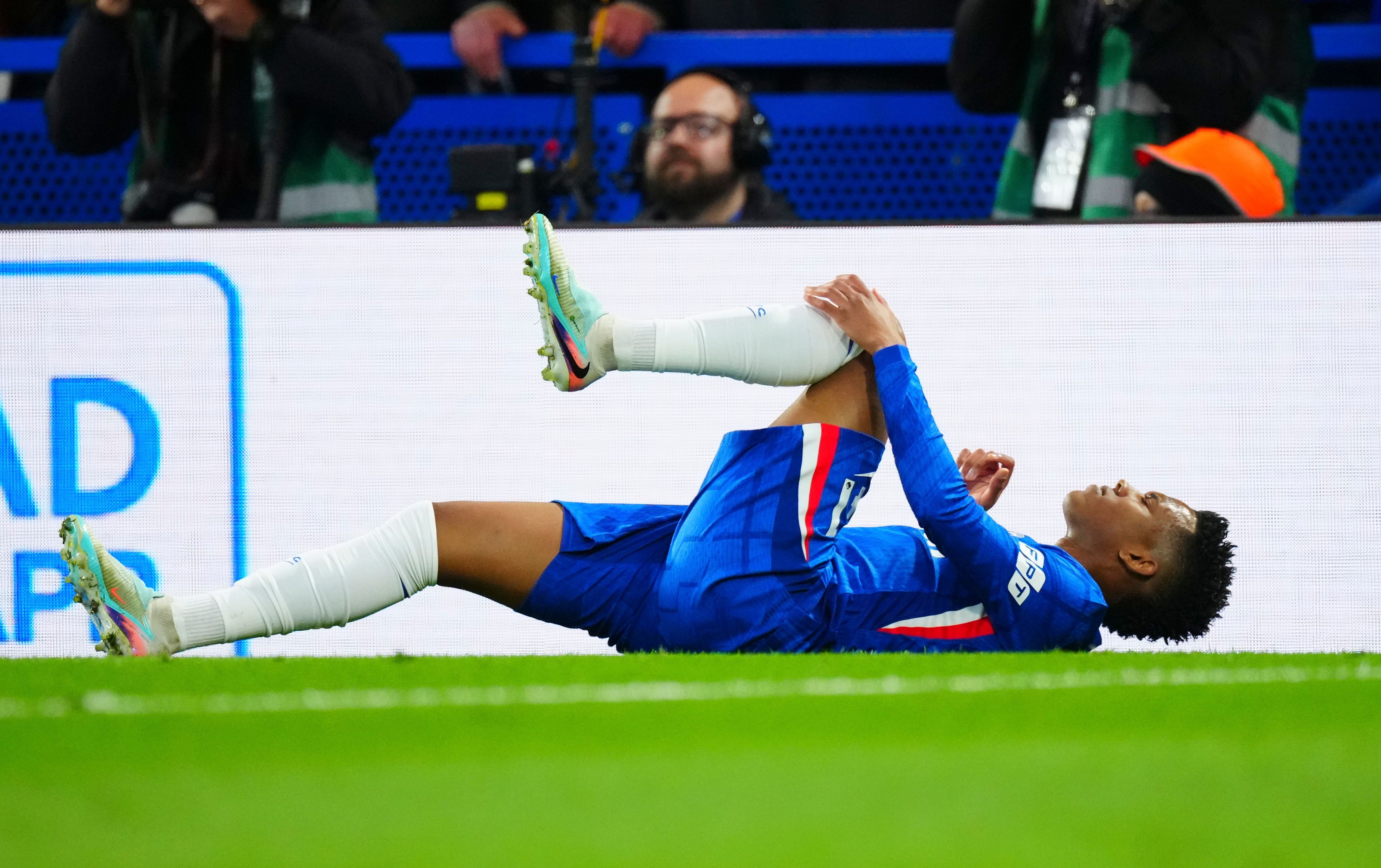 Imagine Stire Ce lovitură! Fotbalistul de 80.000.000€ s-a accidentat și e la un pas să rateze Cupa Mondială | 2review.ro