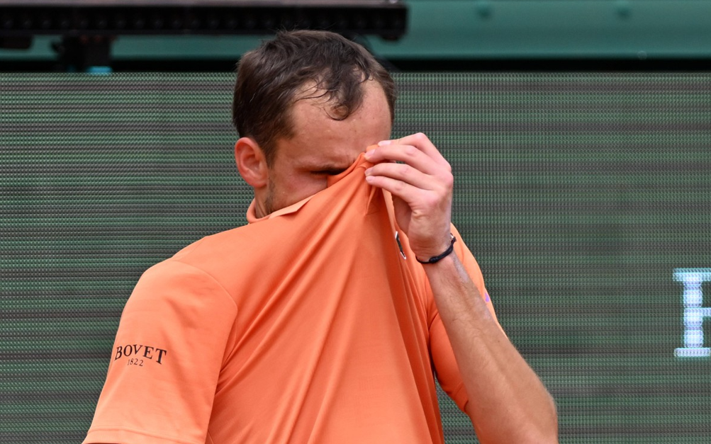 Daniil Medvedev a fost acuzat de blat, după ce a pierdut cu 0-6, 0-6: ”Ceva nu a fost în regulă!”