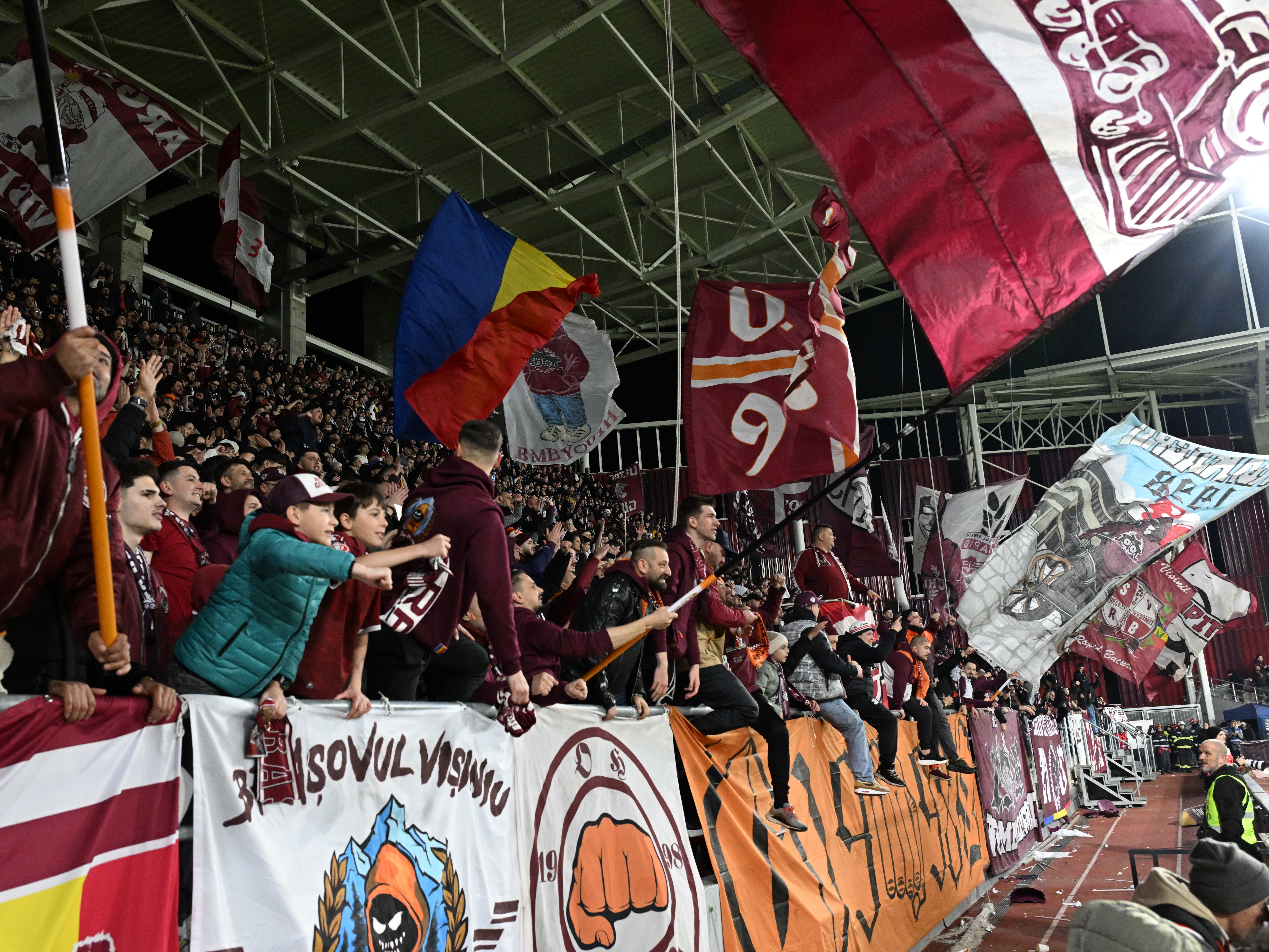 Imagine Stire Peluza Nord a Rapidului și-a anunțat decizia, după ”derapajele grave și în formă continuă” | 2review.ro