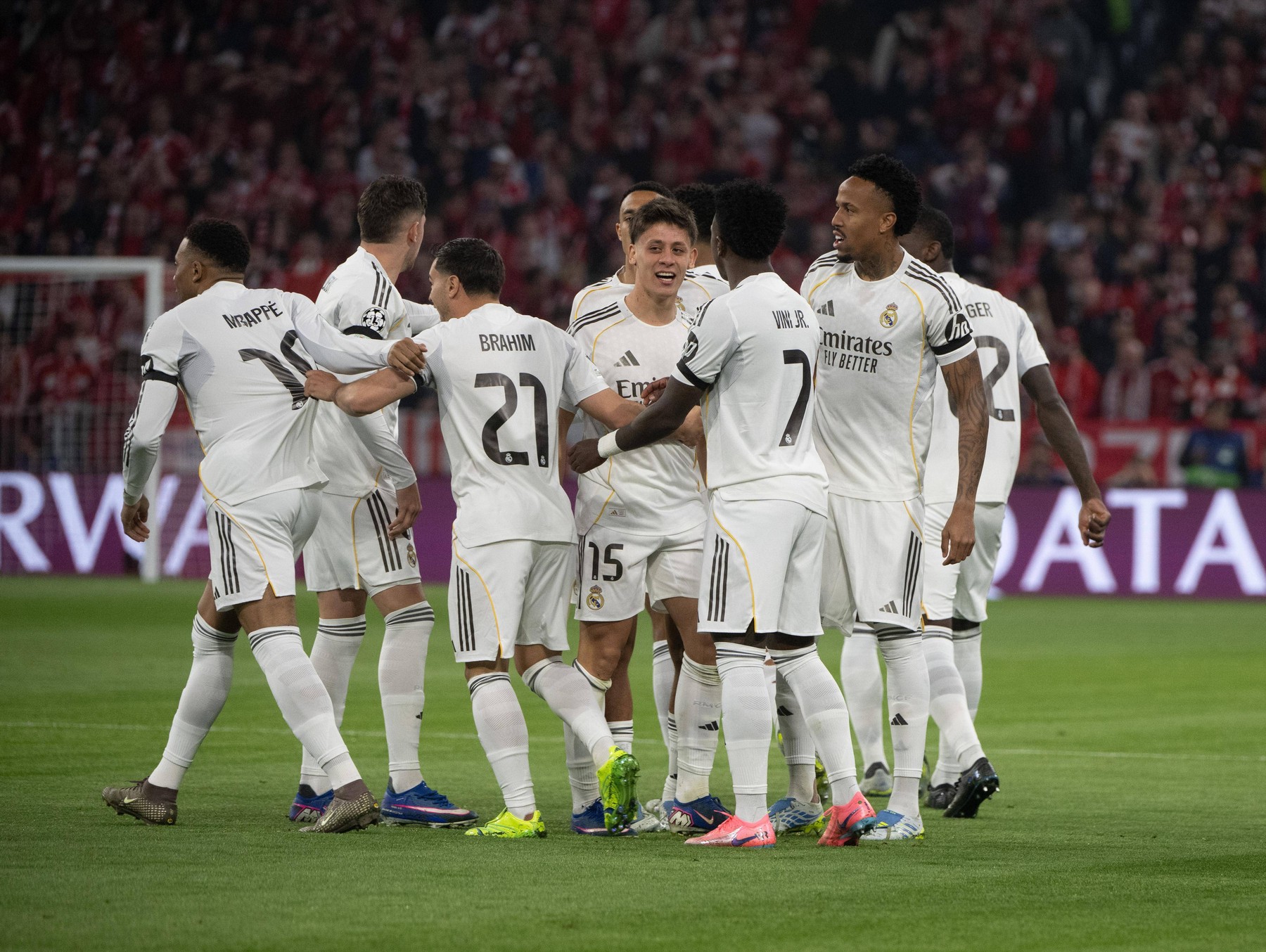 Lovitură uriașă pentru Real Madrid! Doi titulari s-au accidentat și sunt OUT pentru restul sezonului