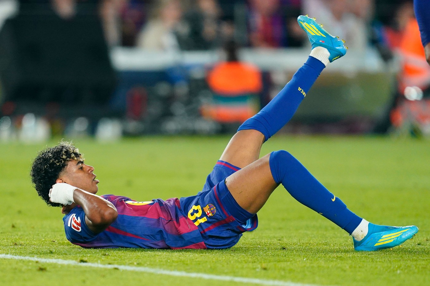 Imagine Stire Gata! Barcelona a făcut anunțul despre accidentarea lui Lamine Yamal și temerile s-au adeverit | 2review.ro