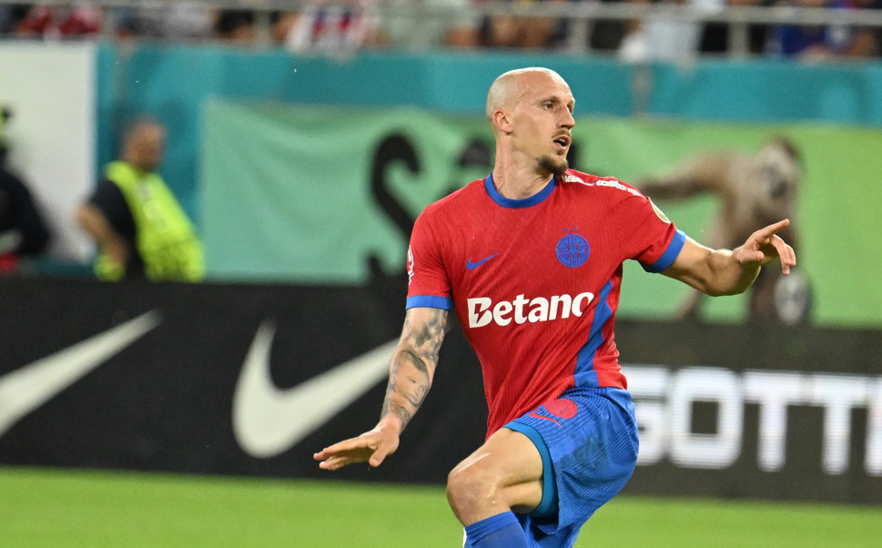 S-a aflat! I-a pus 300.000 de euro pe masă lui Vlad Chiricheș și l-a convins să semneze