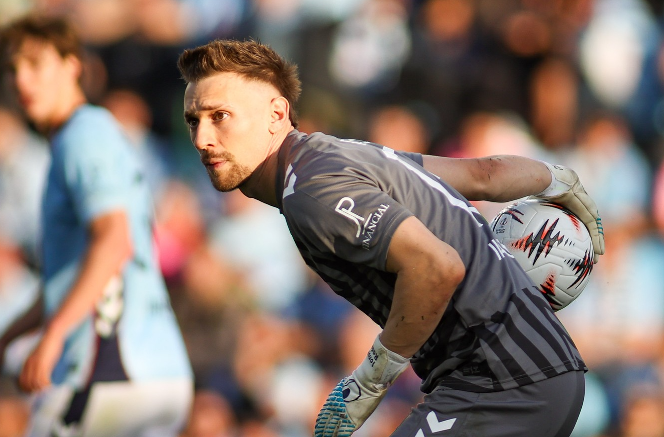 Imagine Stire Ce au titrat spaniolii de Ionuț Radu, după ce românul a fost învins la limită de Barcelona | 2review.ro