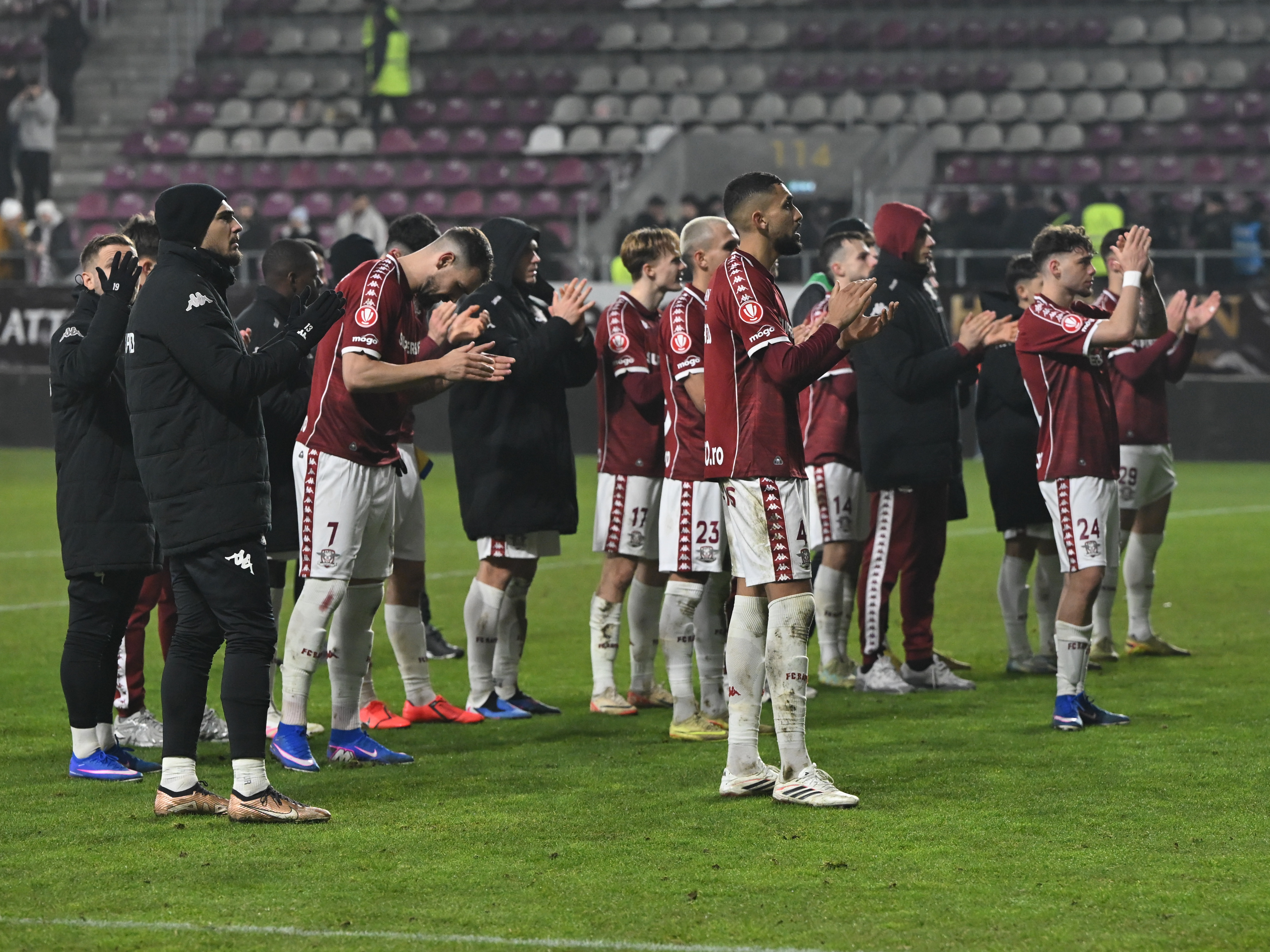 Imagine Stire Rapid, gata să înceapă ”curățenia de vară”: 5 jucători pot pleca din Giulești | 2review.ro