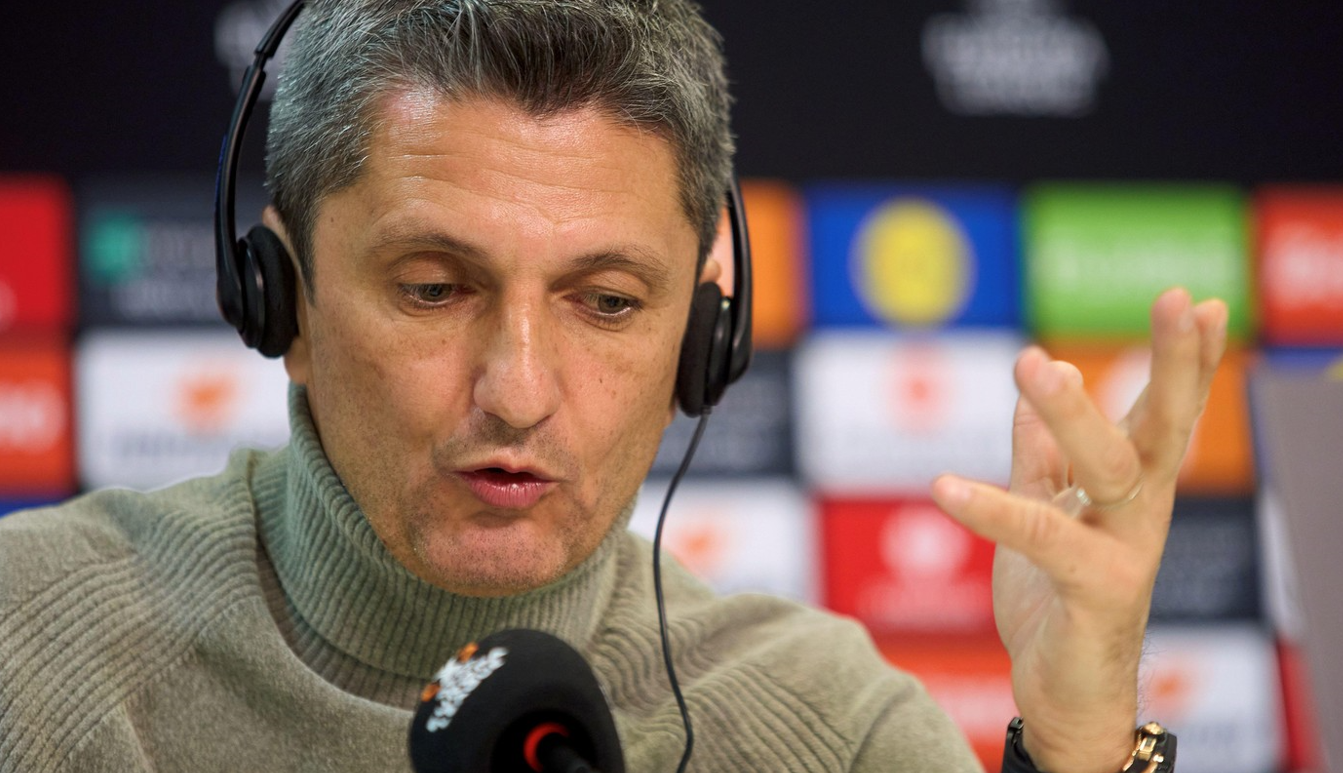 Imagine Stire Răzvan Lucescu, același discurs ca tatăl său: ”Dacă nu câștig, sunt mort”. PAOK, cu trofeul pe masă | 2review.ro