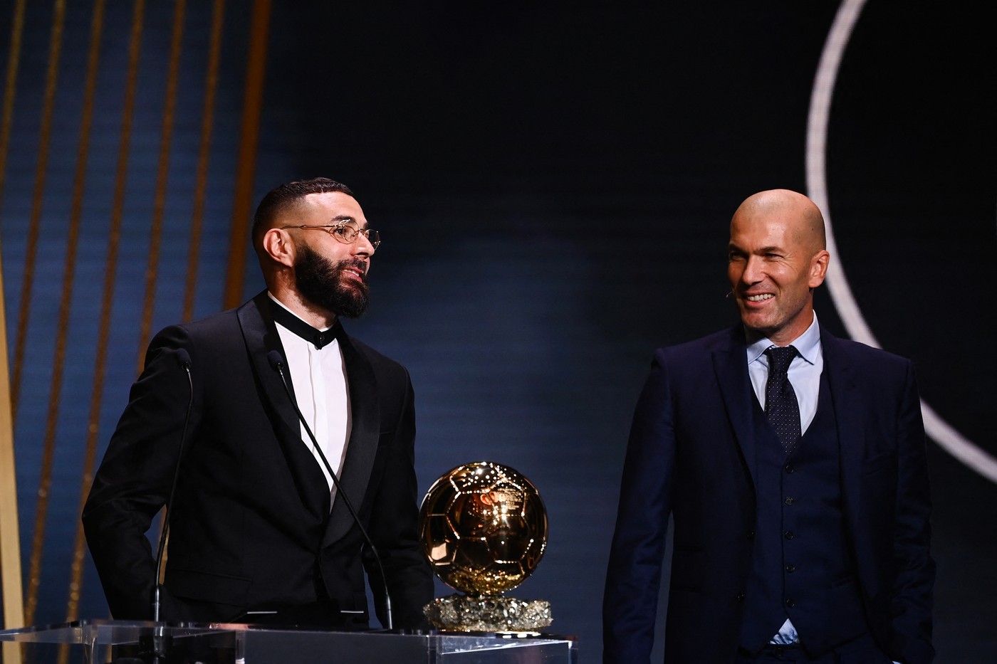 Imagine Stire Karim Benzema, gata să meargă lângă Zinedine Zidane | 2review.ro