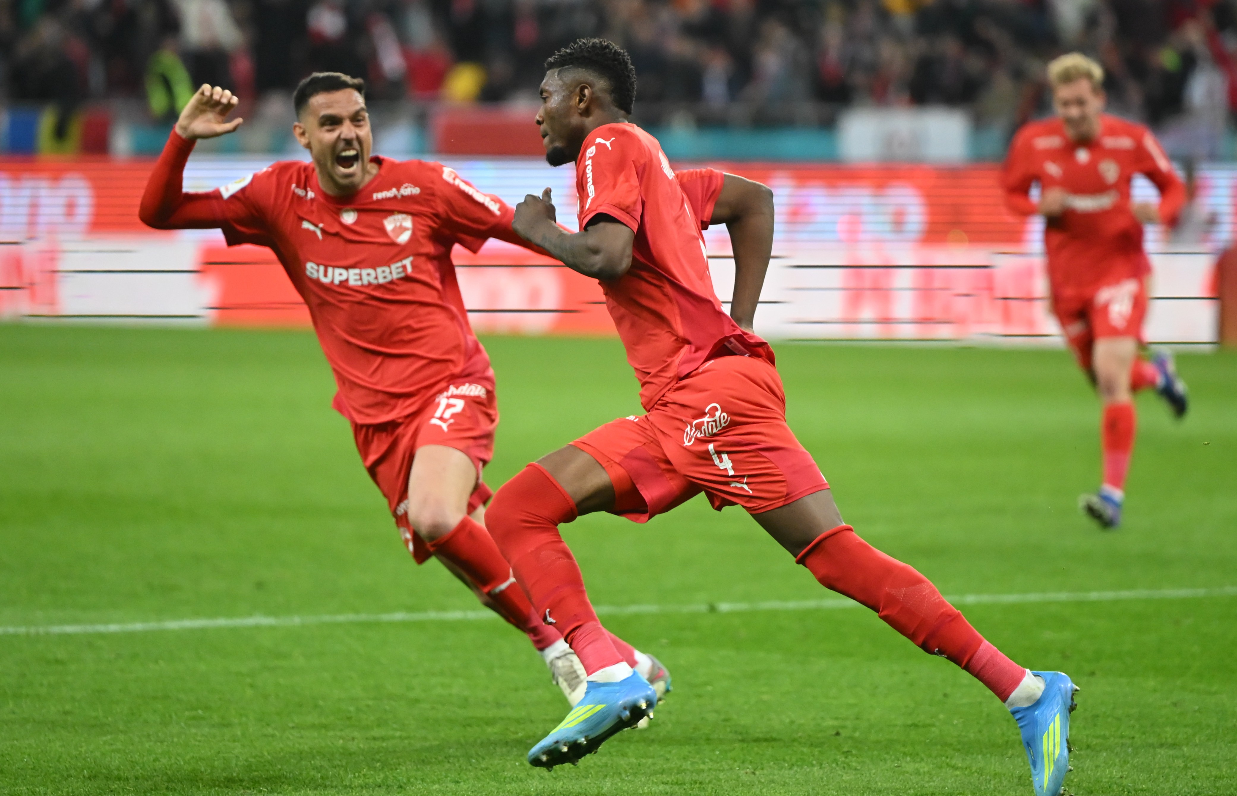 Imagine Stire Dinamo a luat decizia, după ce Kennedy Boateng a spus că n-a semnat cu nicio echipă | 2review.ro