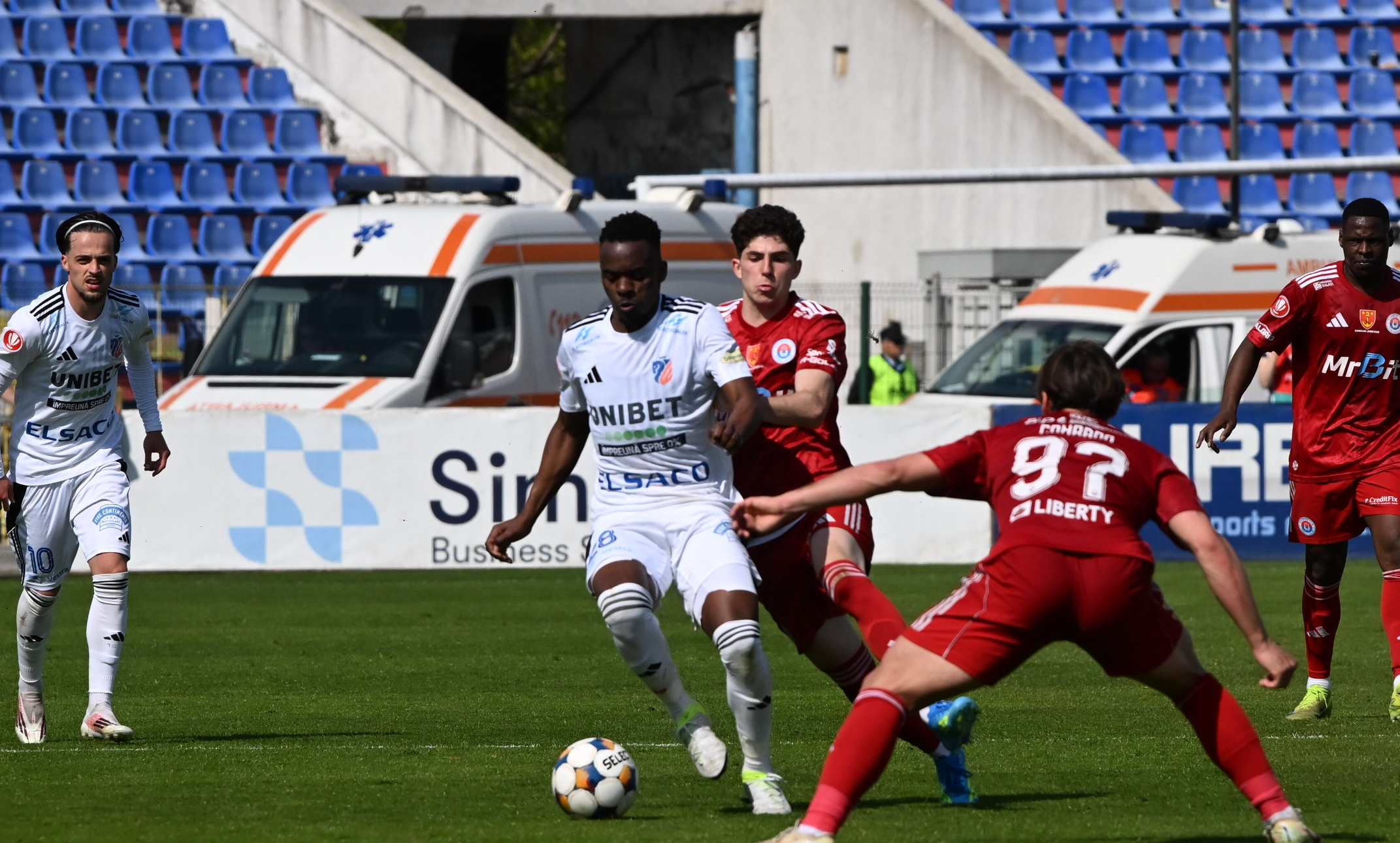 Imagine Stire Botoșani - Oțelul 0-1, ACUM, Digi Sport 1. Gool! Ciobanu a deschis scorul din penalty | 2review.ro