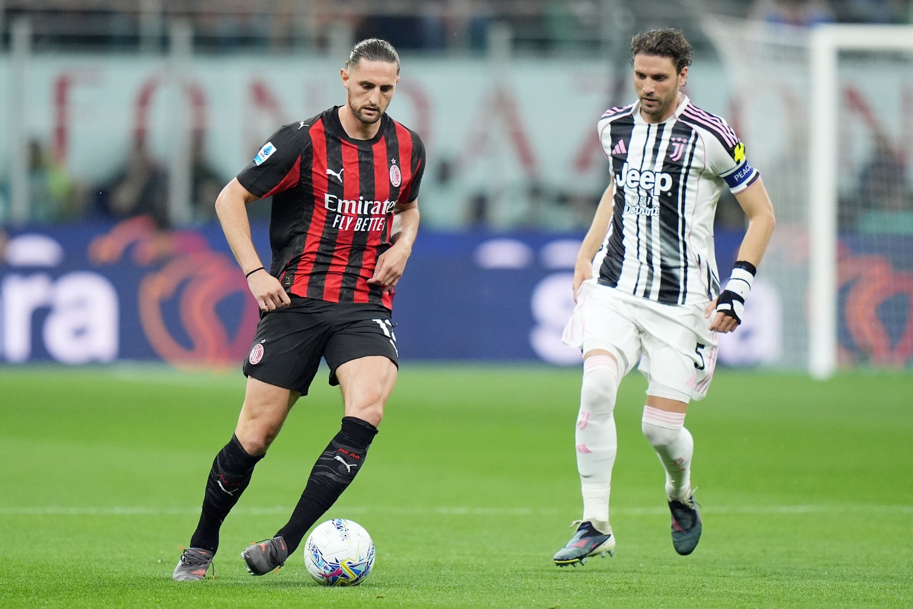 Imagine Stire AC Milan - Juventus 0-0, ACUM, DGS 2. Golul oaspeților a fost anulat pe motiv de ofsaid. Torino - Inter 2-2 | 2review.ro