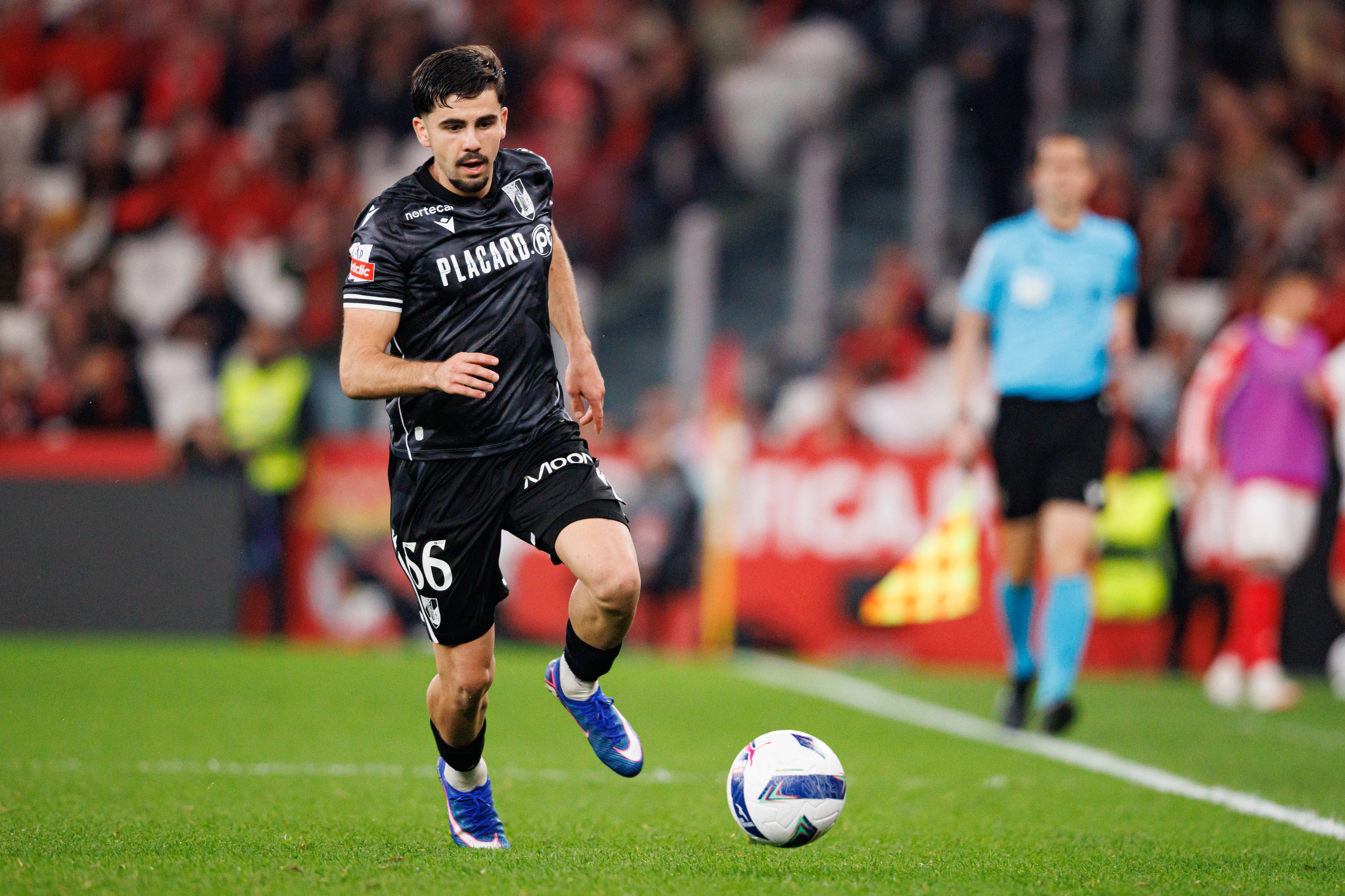 Imagine Stire GOL de senzație! Un român a marcat superb în prima ligă din Portugalia | 2review.ro