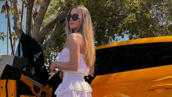 De nicăieri: divorțează după 16 ani! ”Merit asta”. Ea are 40 de ani, el - 54 și au împreună doi copii