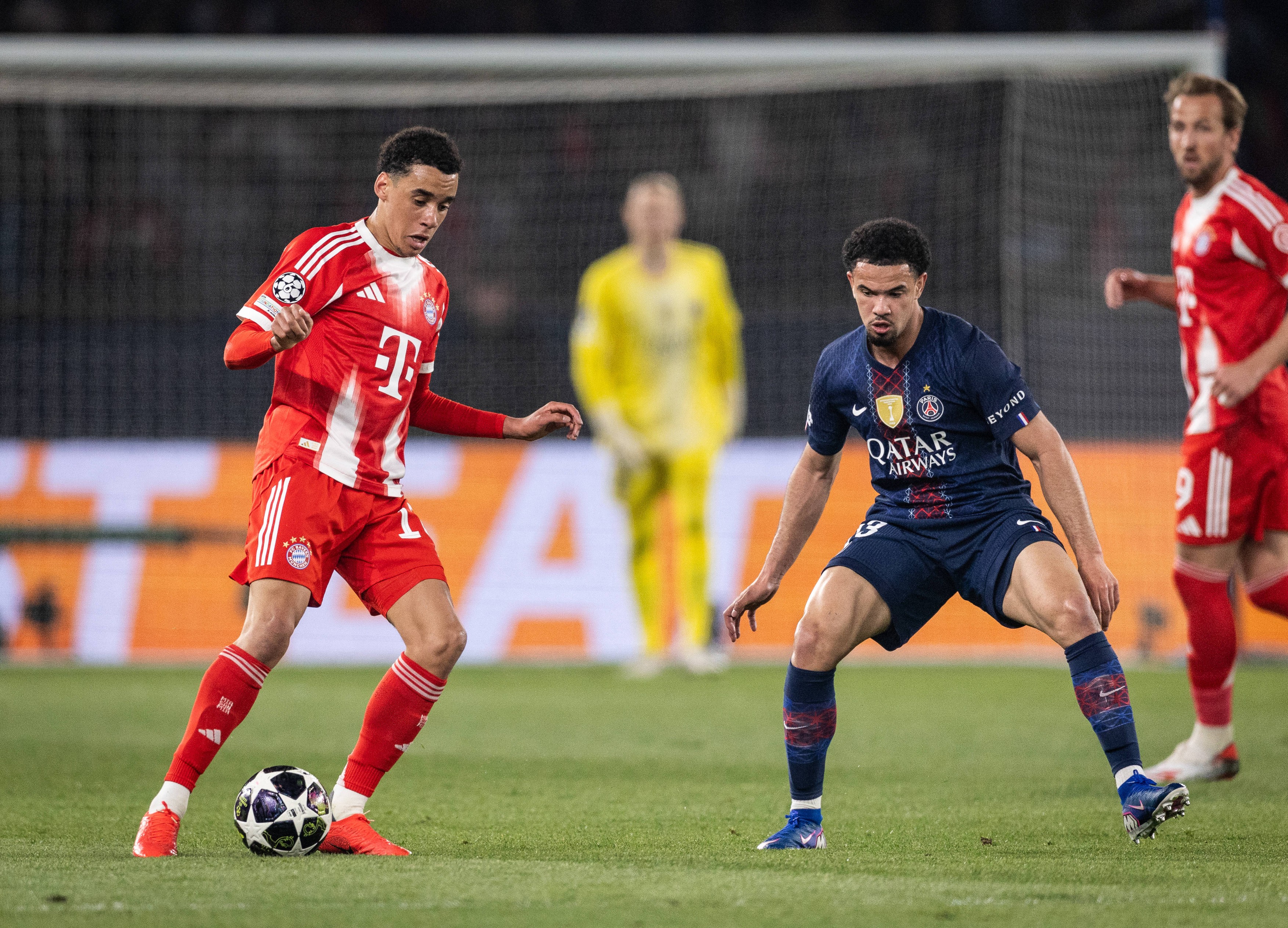 Imagine Stire Ce a scris presa internațională, după SHOW-ul PSG - Bayern 5-4: ”Slavă Domnului. Rețineți data” | 2review.ro