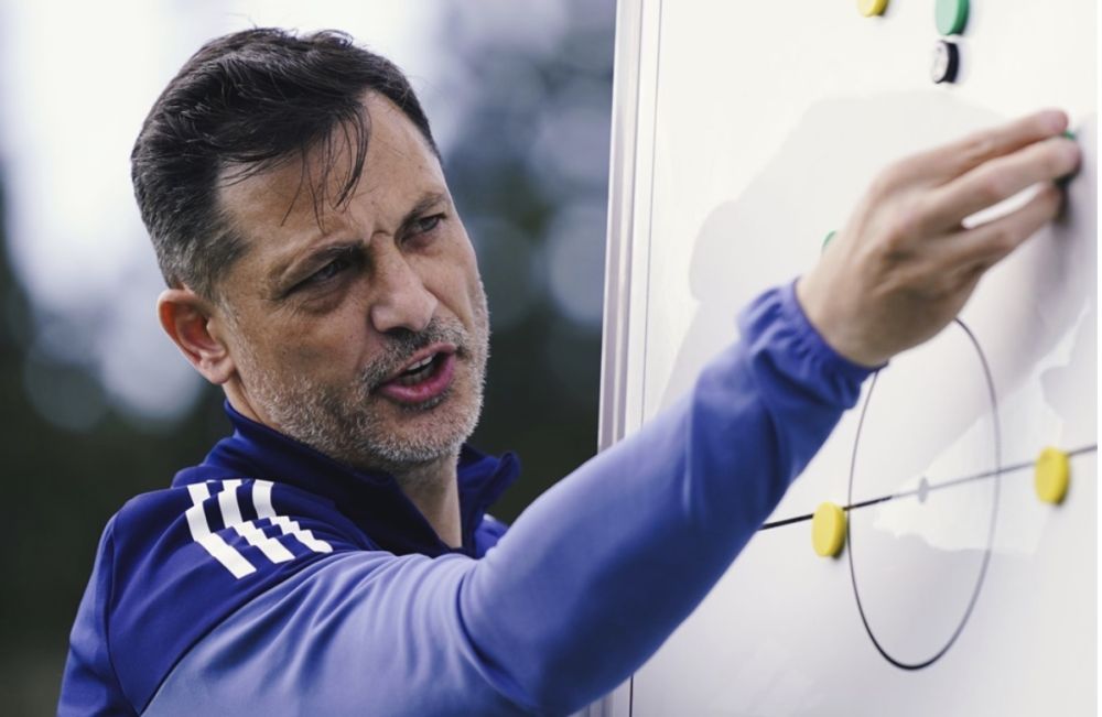 Imagine Stire S-a convins! Mirel Rădoi a luat decizia, înainte de Gaziantep - Beșiktaș | 2review.ro