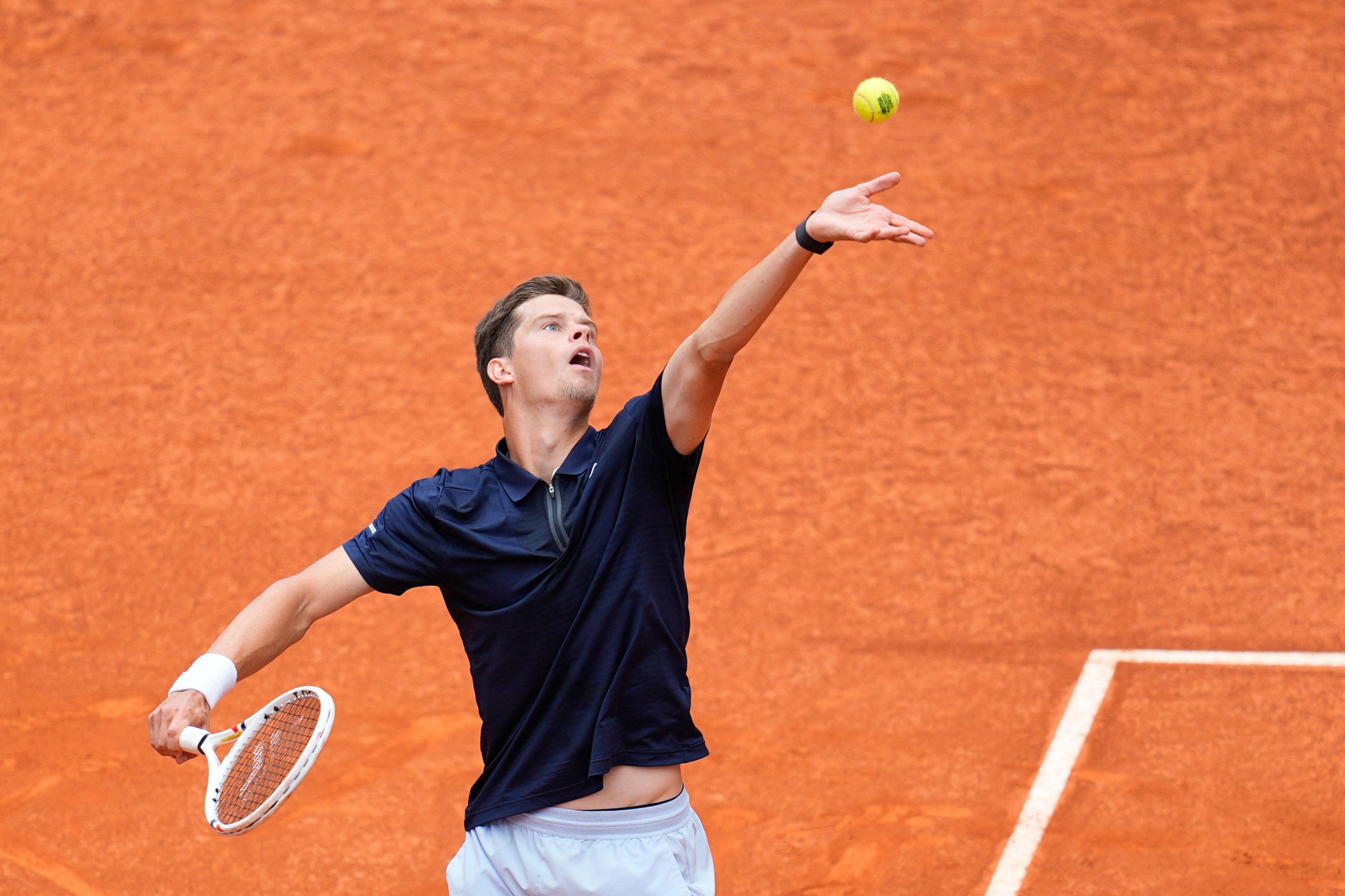 Imagine Stire O nouă surpriză la turneul de la Madrid! Un tânăr de 21 de ani l-a eliminat pe deținătorul trofeului | 2review.ro