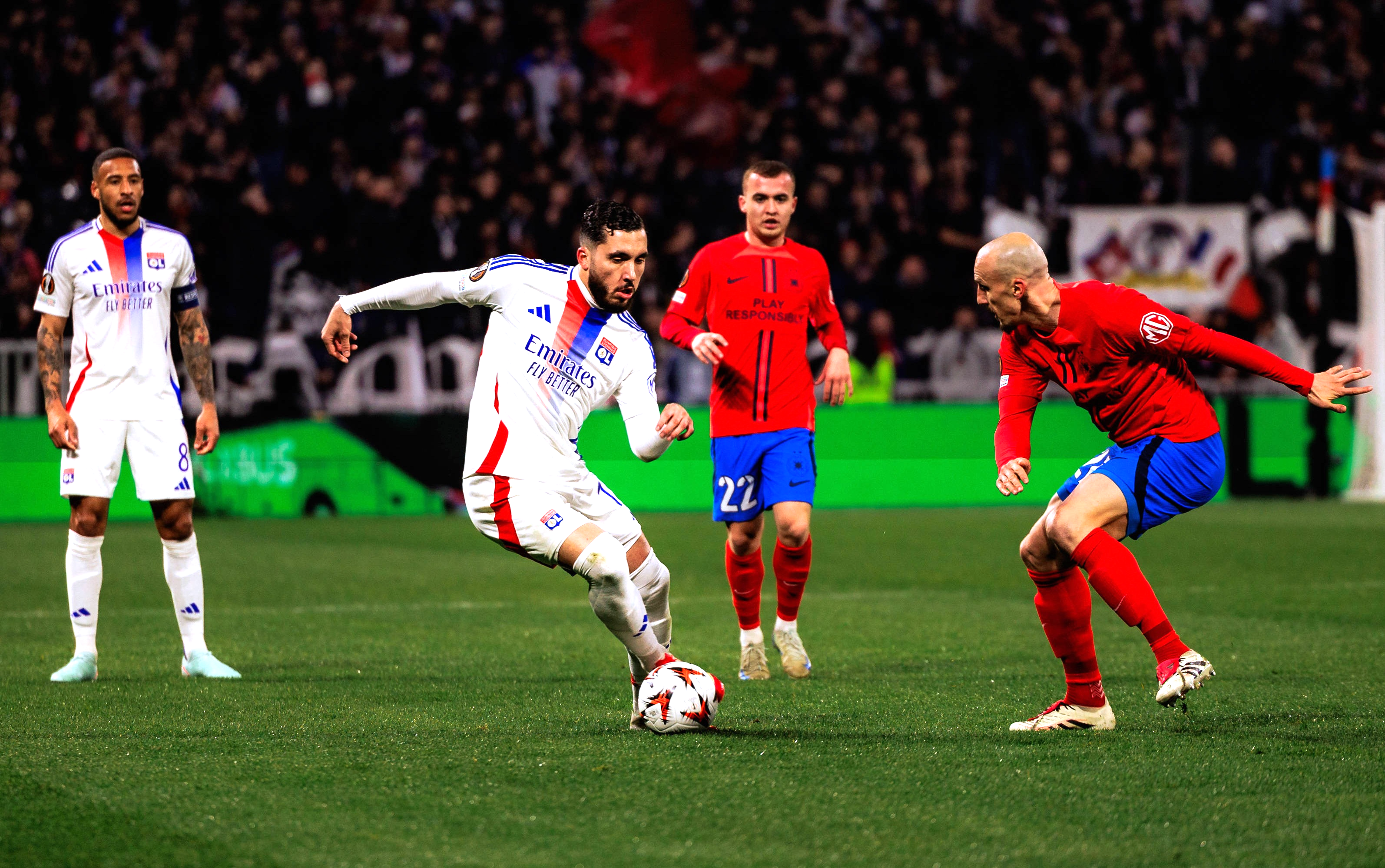 Imagine Stire A făcut spectacol cu FCSB la București și peste un an a primit vestea: TOP 20 la Balonul de Aur! | 2review.ro