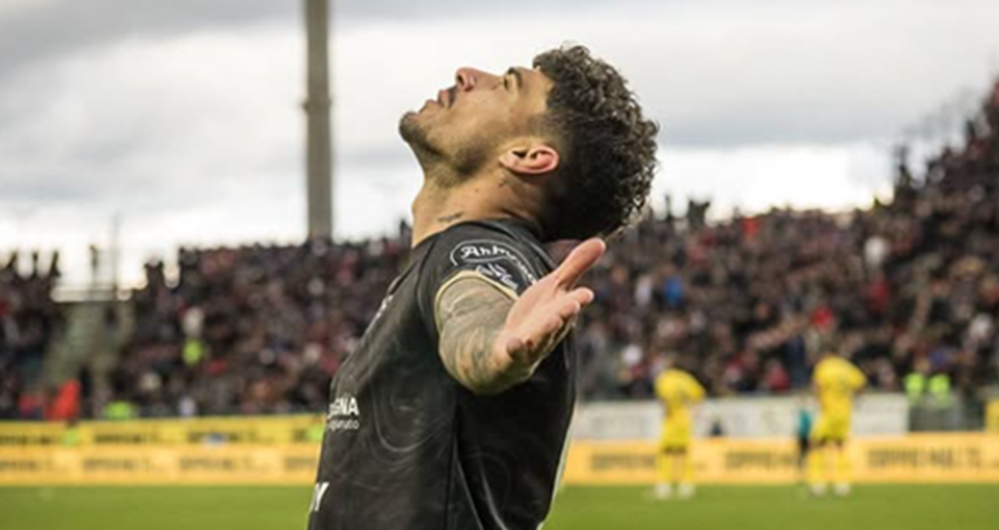 Zilele decisive pentru viitorul lui Florinel Coman la Al-Gharafa. Arabii urmează să facă anunțul