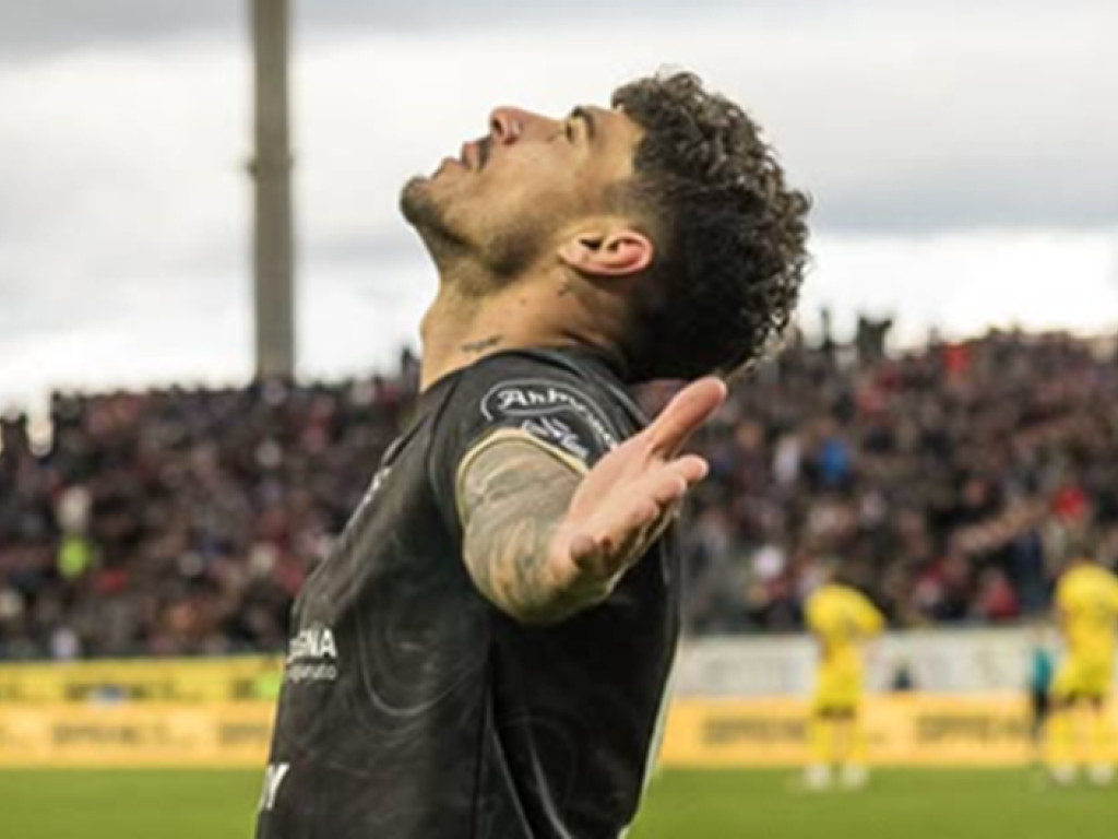Zilele decisive pentru viitorul lui Florinel Coman la Al-Gharafa. Arabii urmează să facă anunțul