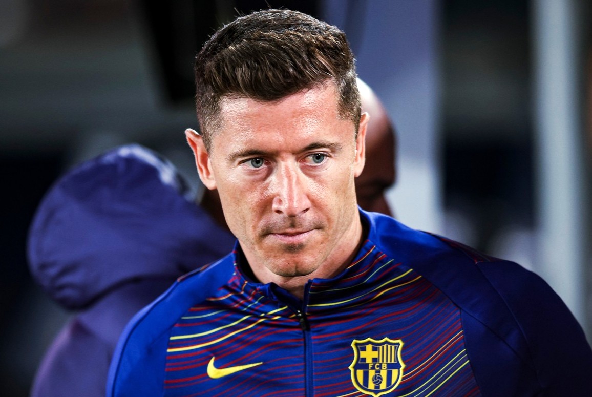 Imagine Stire Robert Lewandowski a ajuns la masa discuțiilor cu Hansi Flick. Antrenorul de la Barcelona a făcut anunțul | 2review.ro