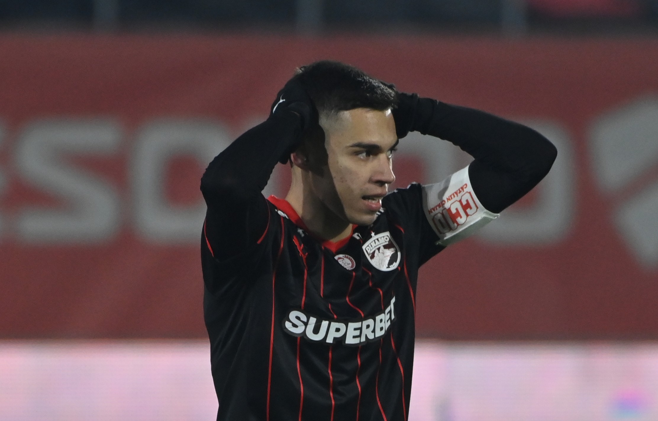 Imagine Stire Probleme mari la Dinamo înaintea meciului cu Universitatea Craiova: Cătălin Cîrjan! | 2review.ro