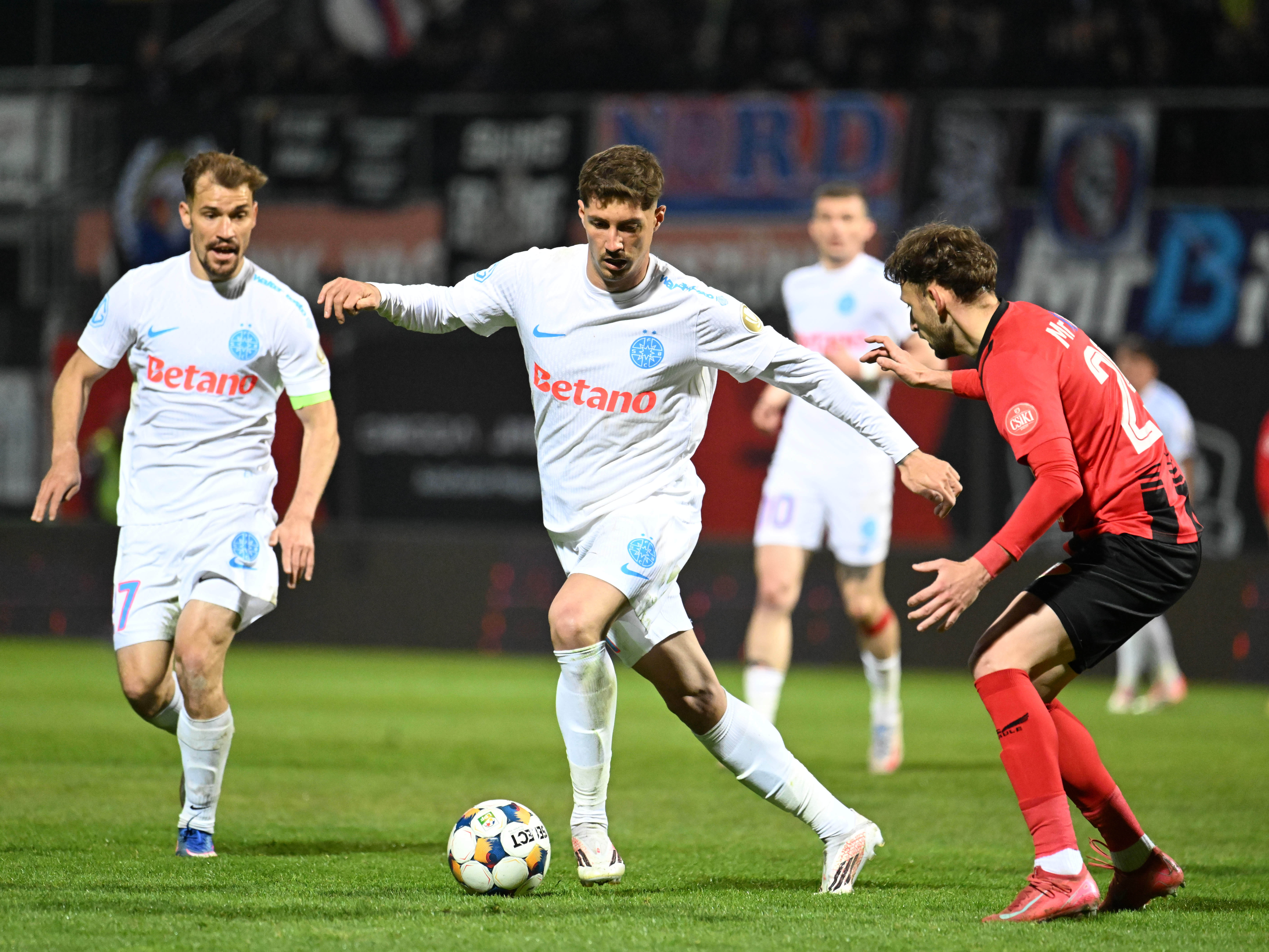 Imagine Stire Cel mai slab de pe teren! Toate notele, după Csikszereda - FCSB 1-0 | 2review.ro