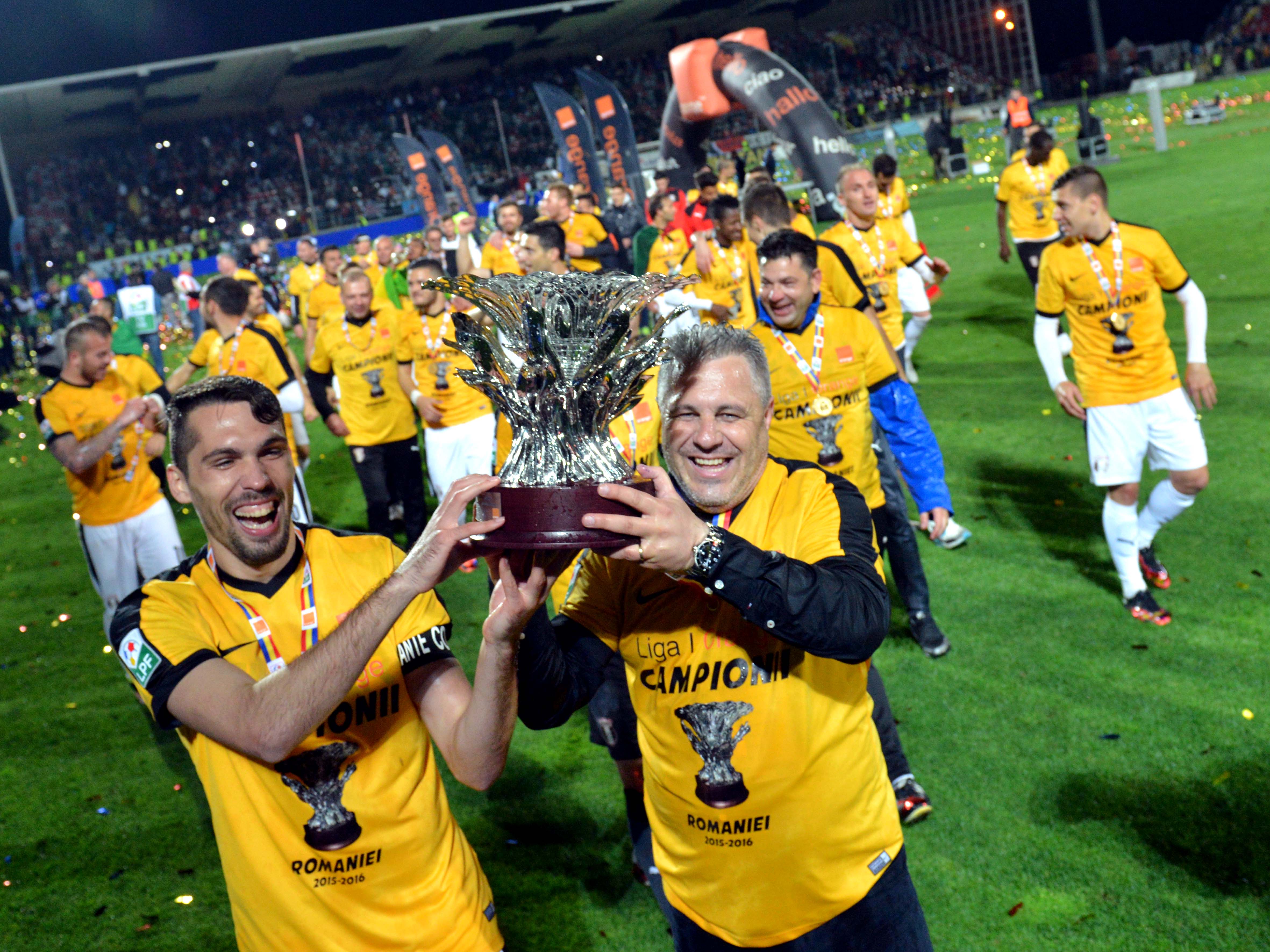 Imagine Stire Reacția lui Marius Șumudică, la 10 ani de când devenea campionul României cu Astra Giurgiu | 2review.ro