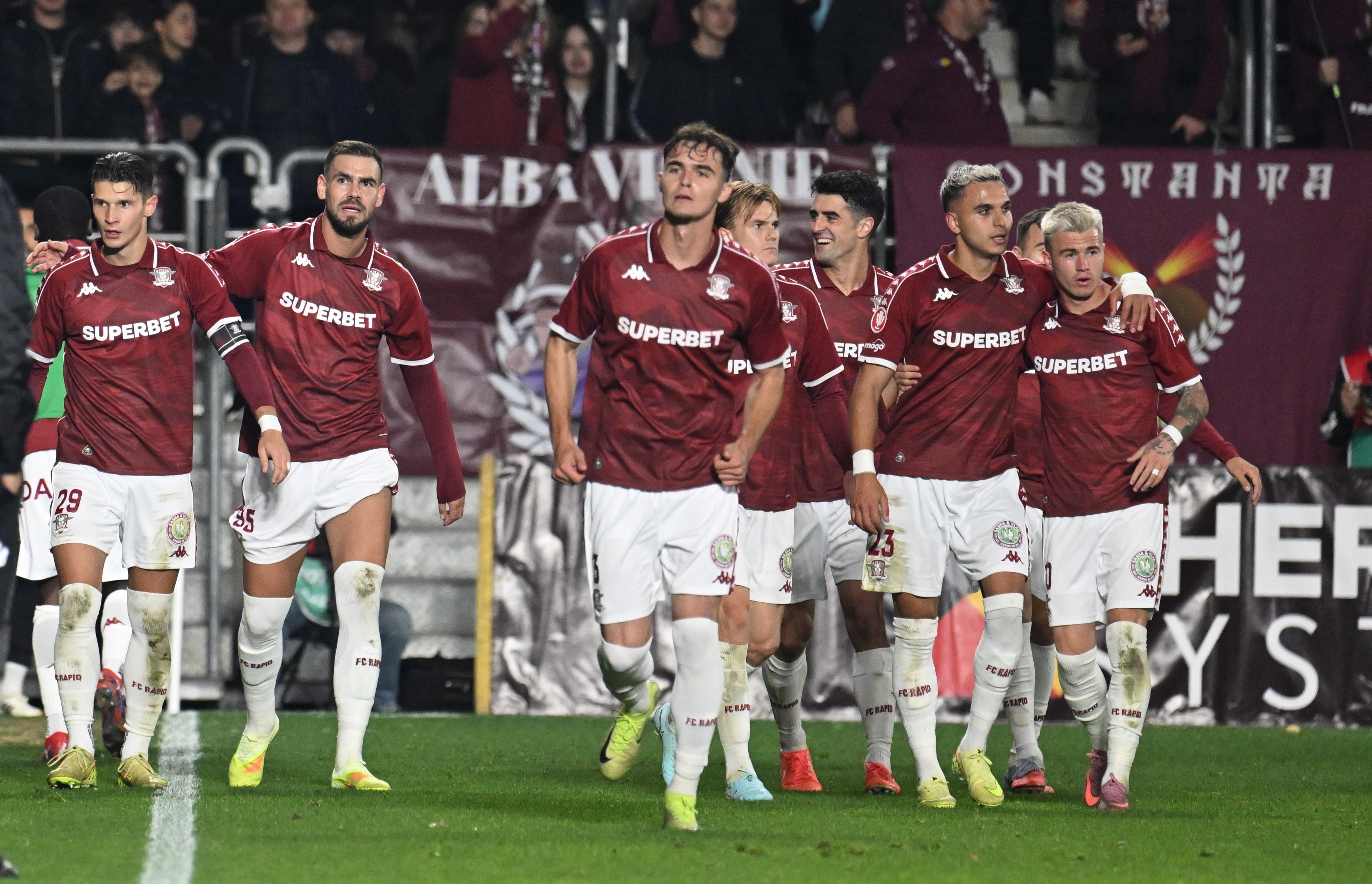 Imagine Stire Probleme mari la Rapid înaintea meciului cu CFR Cluj: 7 jucători sunt accidentați | 2review.ro