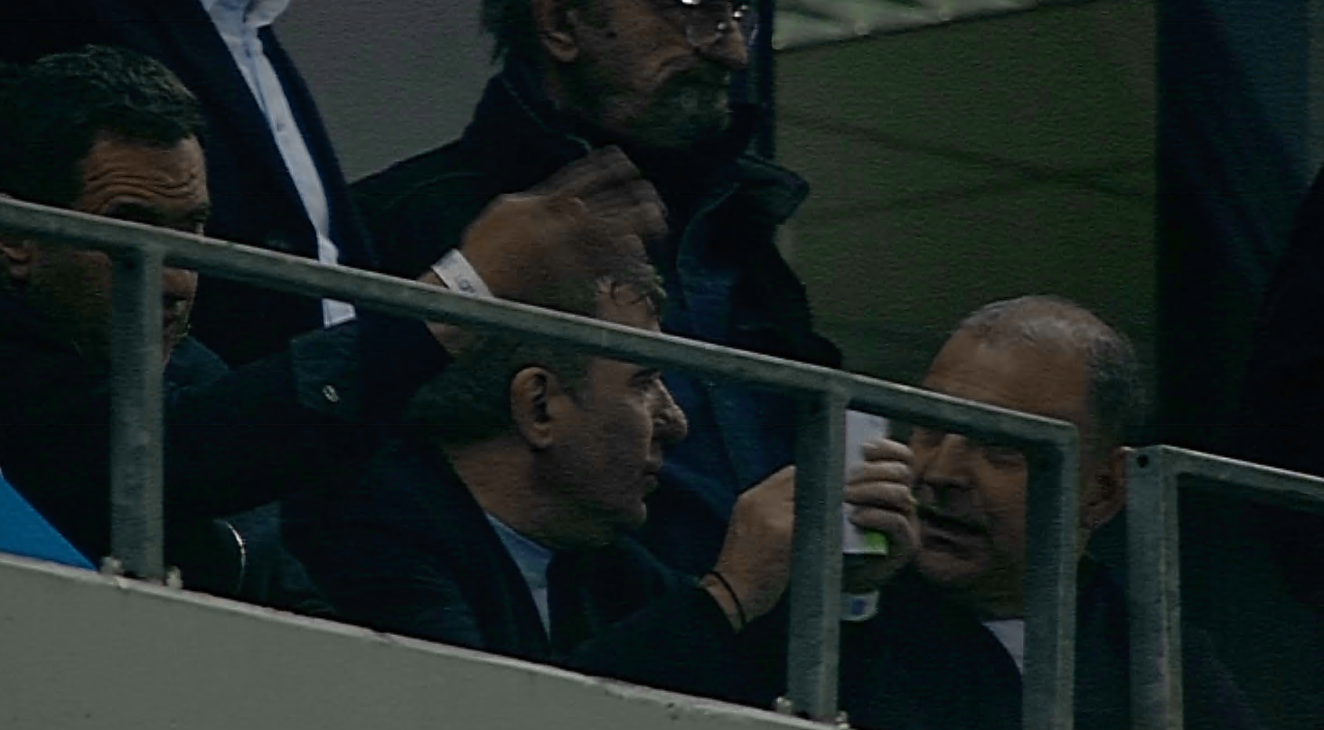 Imagine Stire Gică Hagi nu ratează niciun meci din vârful SuperLigii. Cu cine a fost surprins la Craiova - Dinamo | 2review.ro