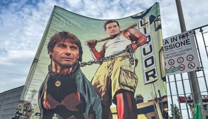 Nebunie la Milano, înainte de Inter - Parma! FOTO Bannerul cu Chivu care-l ”ține în lesă” pe Conte ”va stârni controverse”