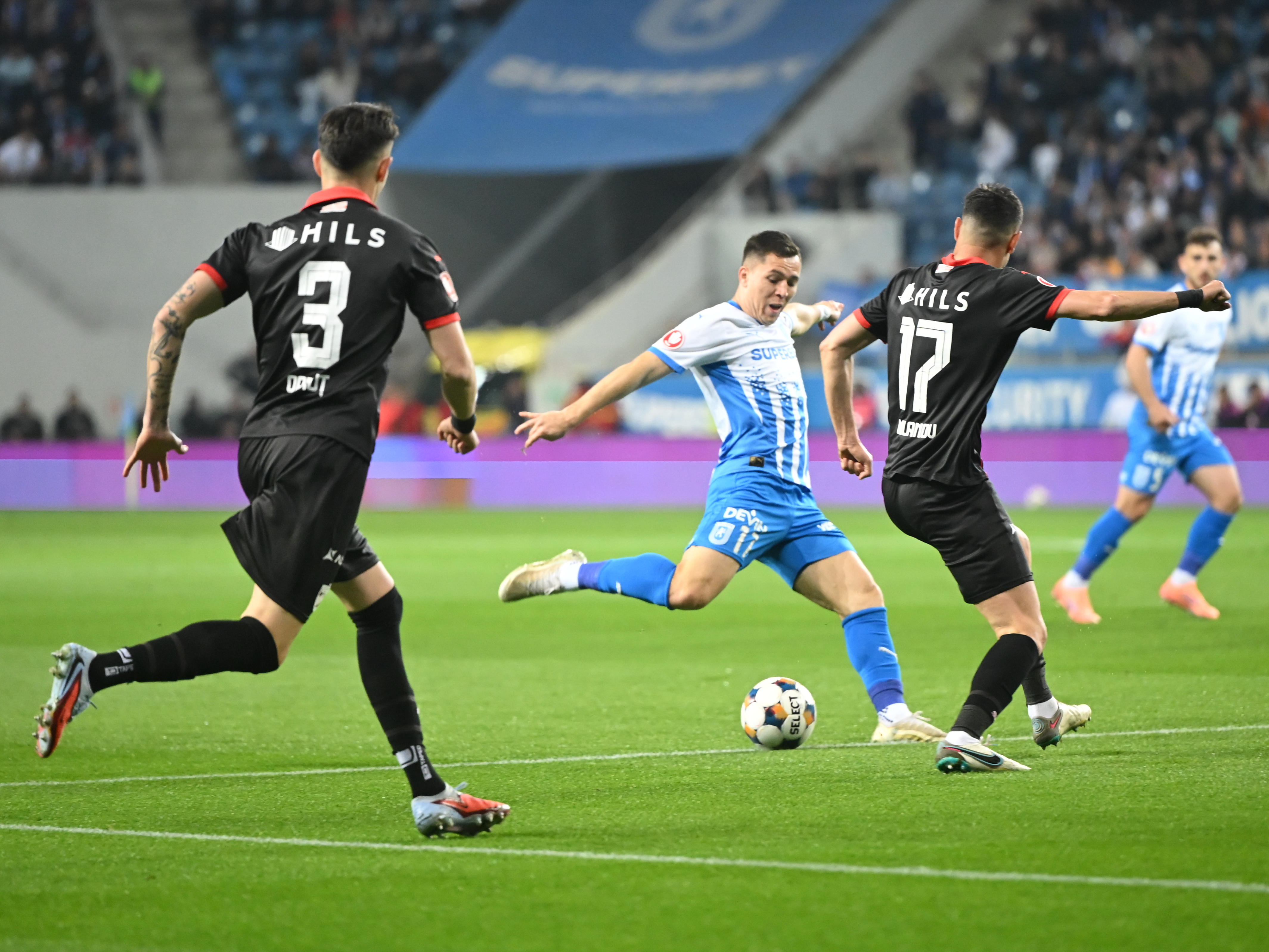 Imagine Stire Universitatea Craiova - Dinamo 0-0, ACUM, Digi Sport 1. Ocazie mare ratată de oaspeți! | 2review.ro