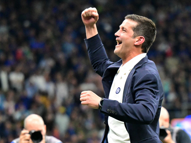 După titlul câștigat de Inter, Jose Mourinho l-a sunat pe Cristi Chivu și îi pregătește un ”cadou”